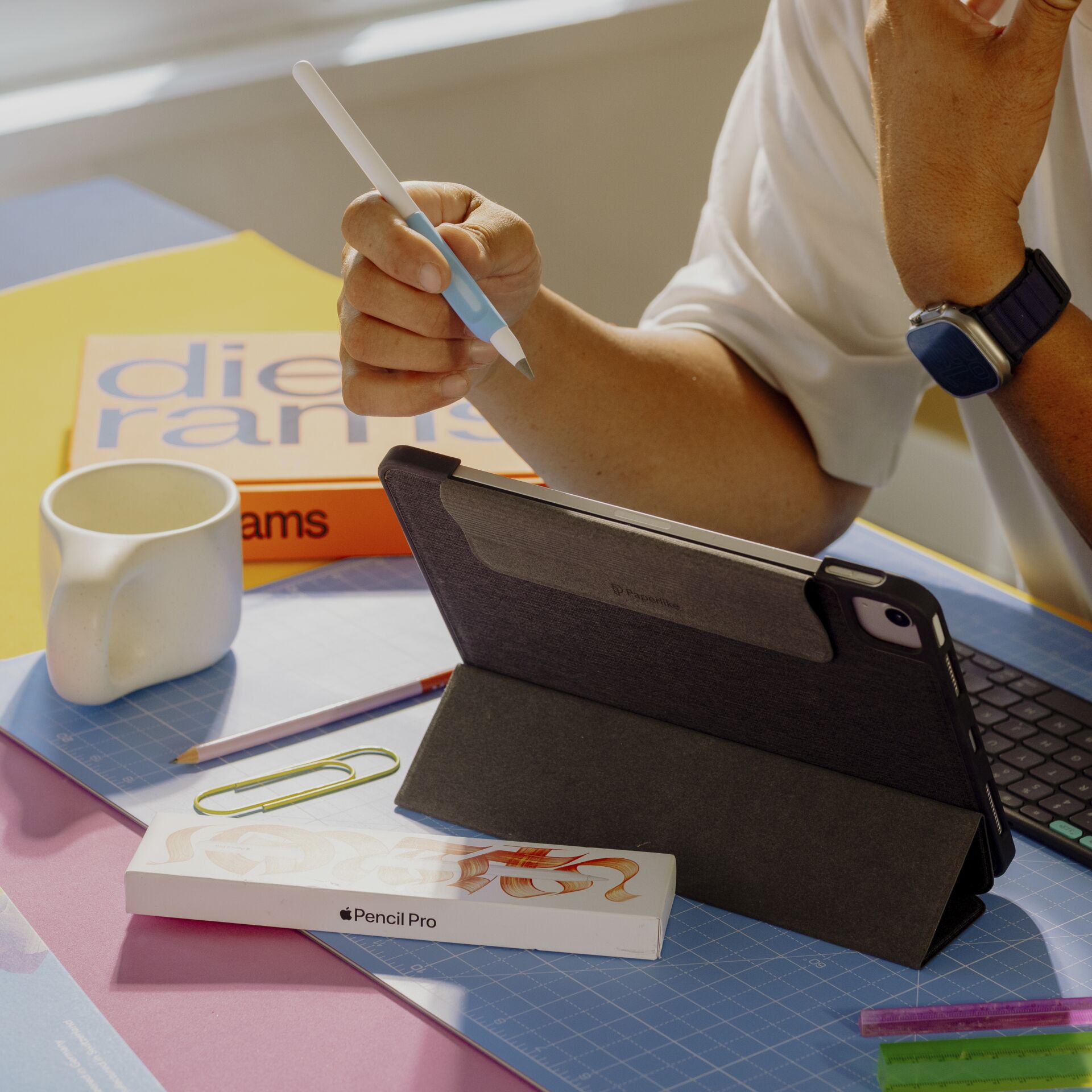 Pokal, Stift, Tabelle, Person, Schreiben