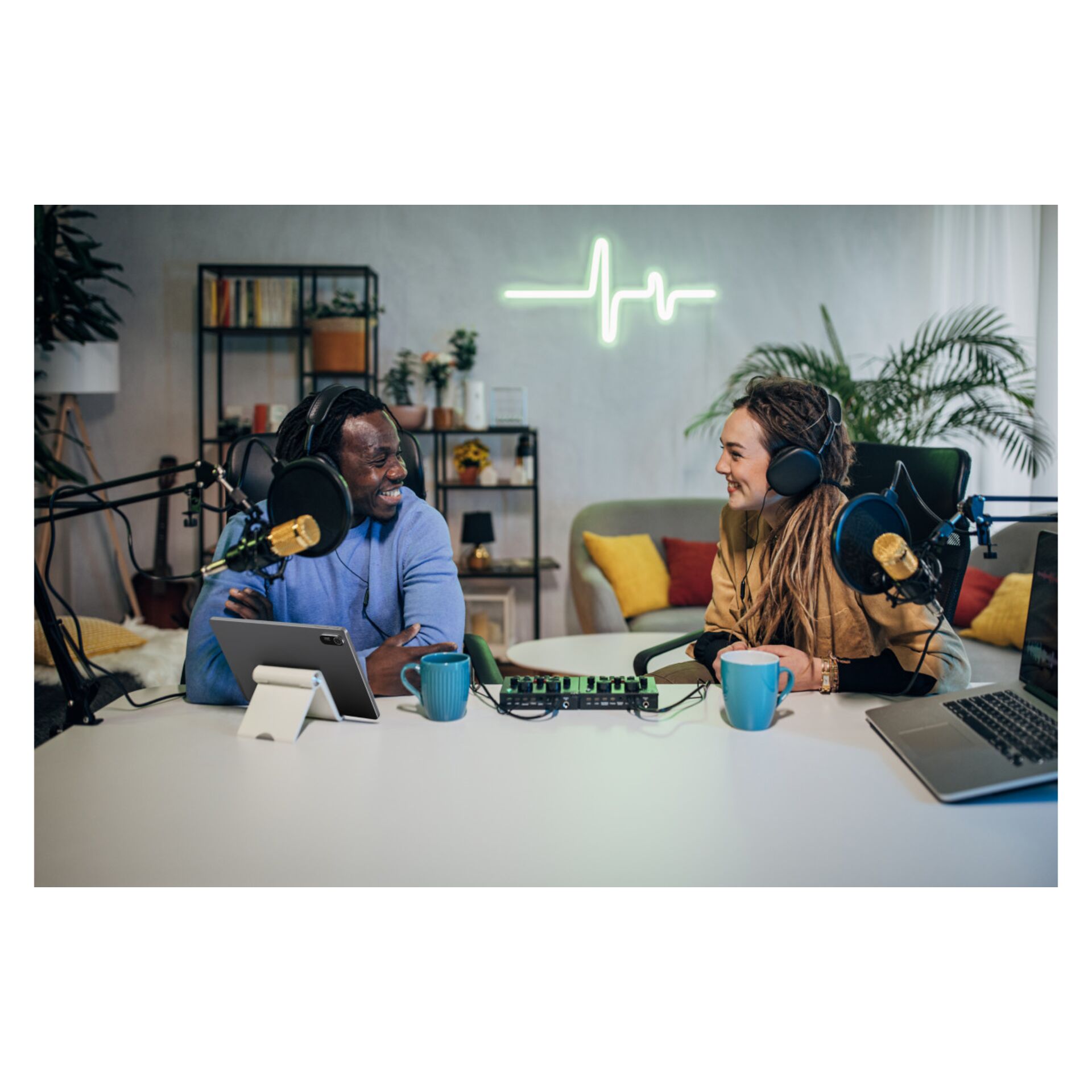 Tabelle, Erwachsener, Männlich, Mann, Person