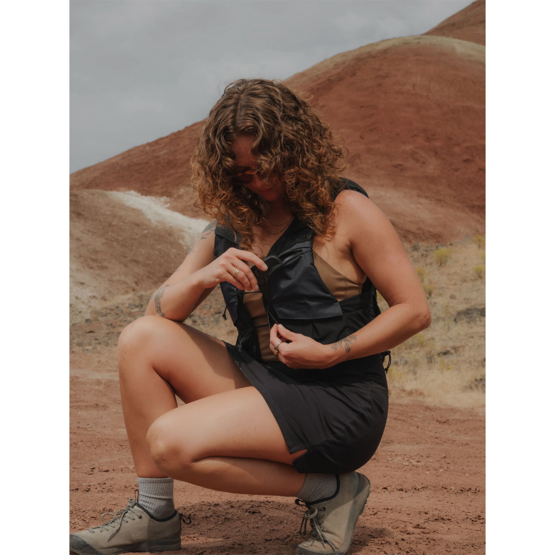 Outdoor-Top, Nylon, Schwarze Weste, Kurze Hose, Outdoor-Look