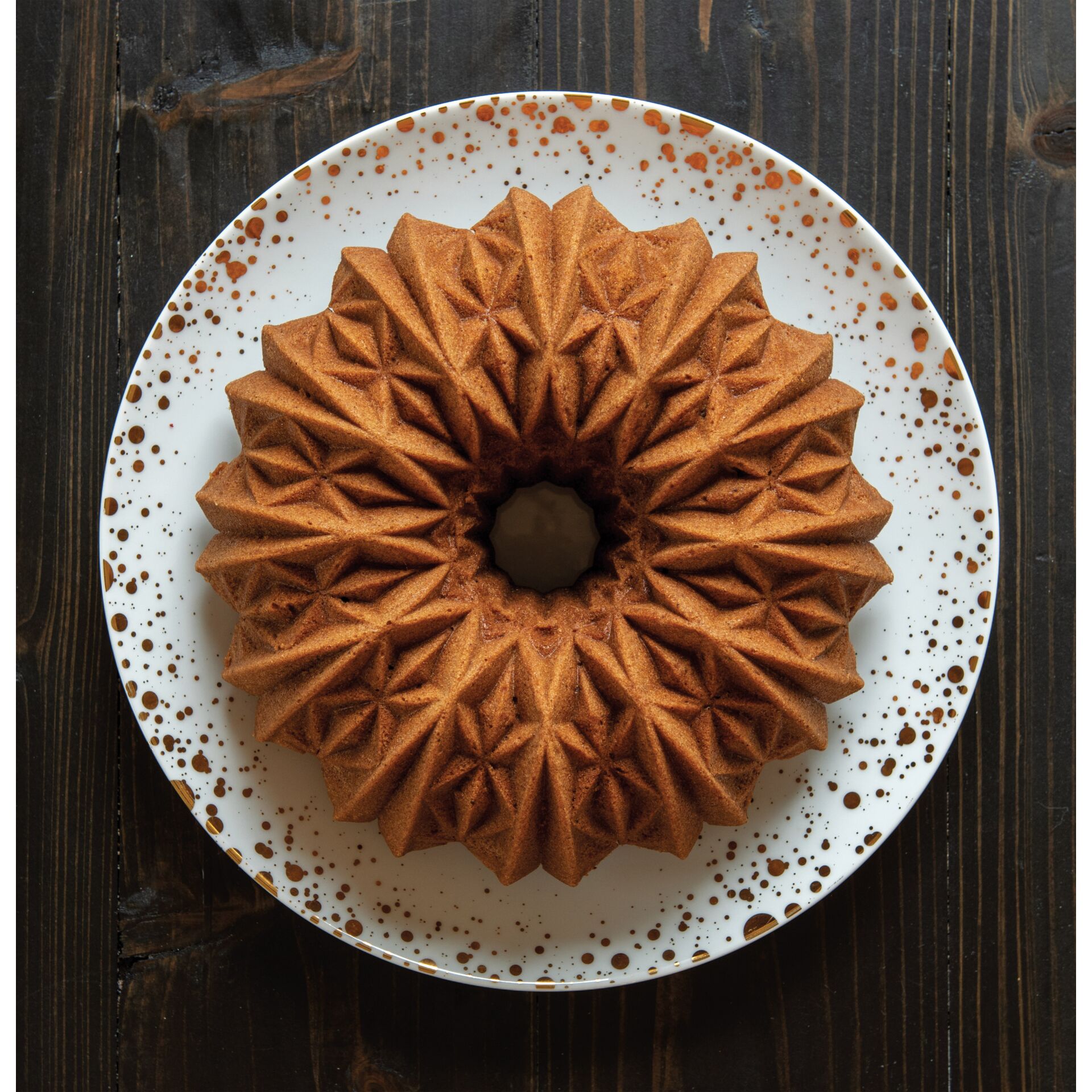 Teller, Präsentation des Essens, Süßigkeiten, Brot, Mahlzeit