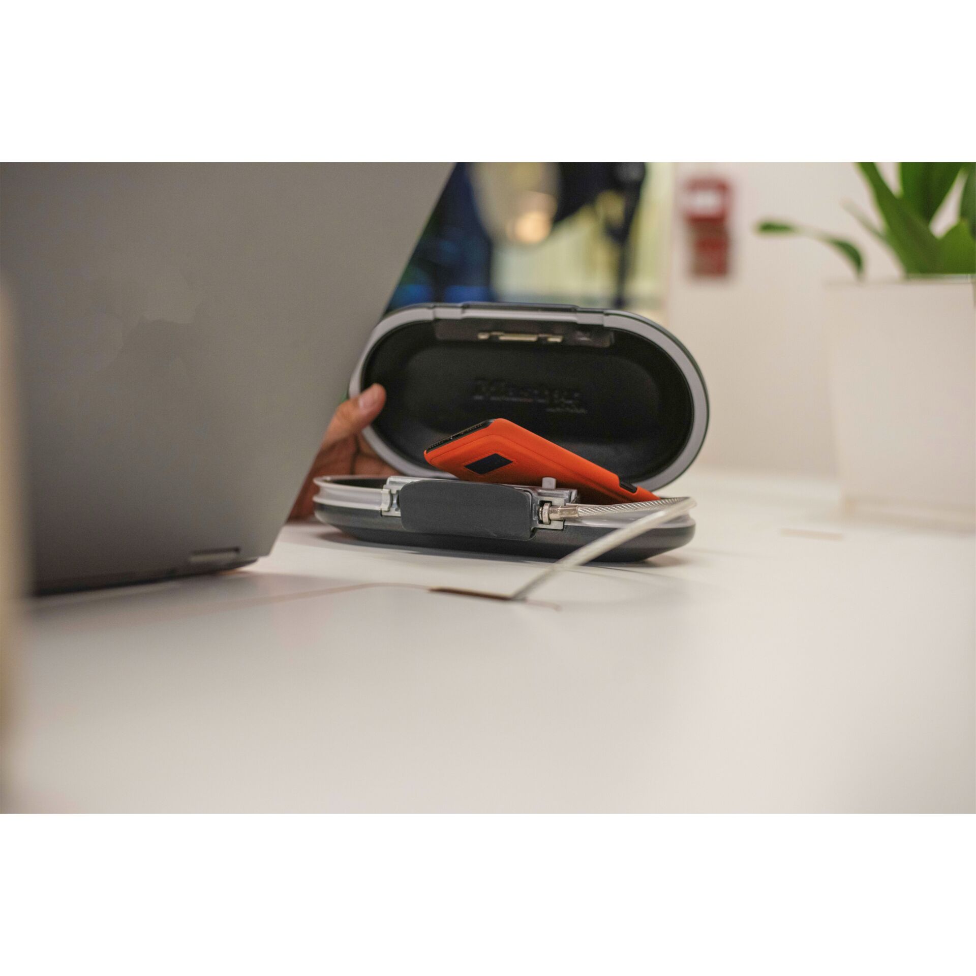 Drinnen, Innenarchitektur