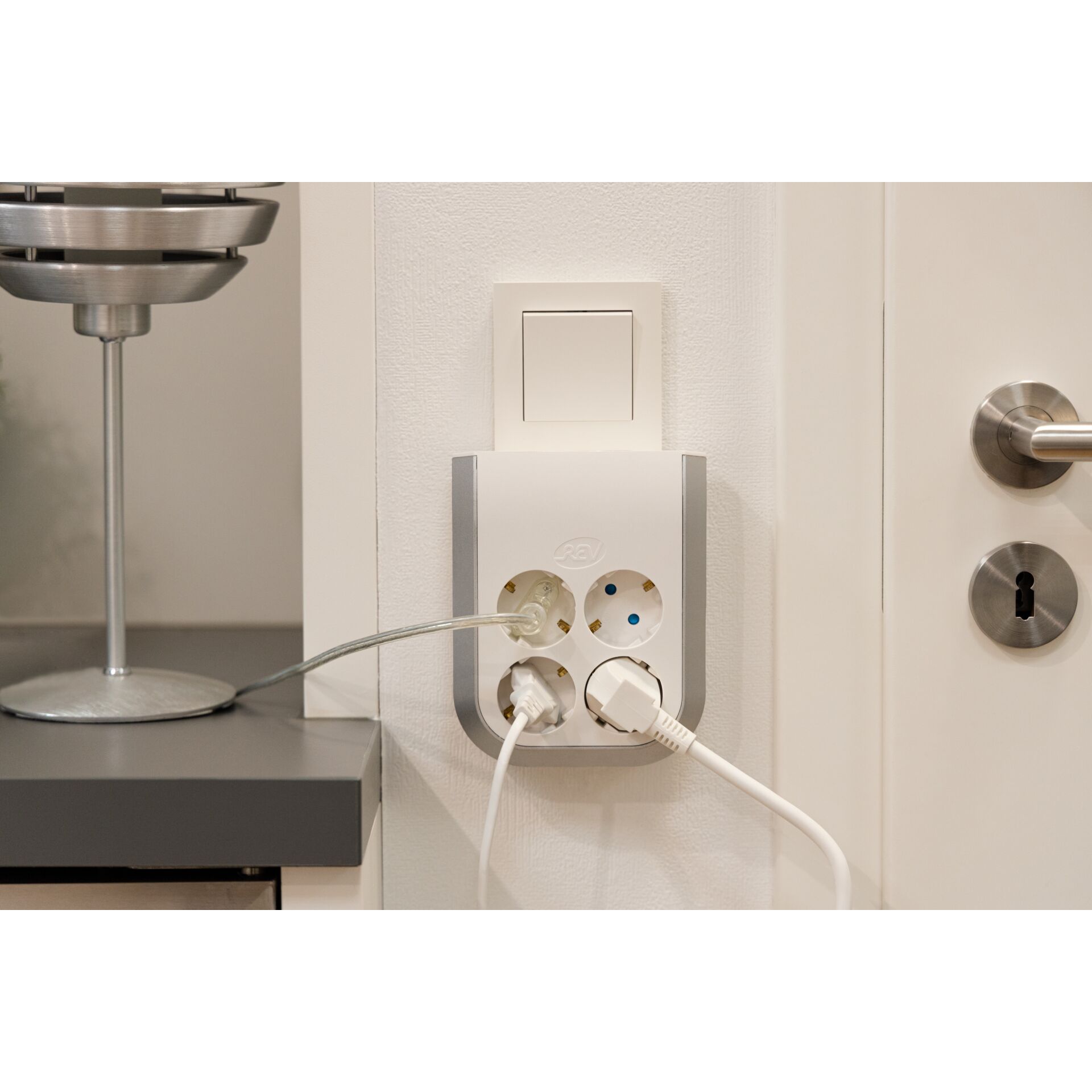 Elektrisches Gerät, Schalter, Adapter, Elektronik