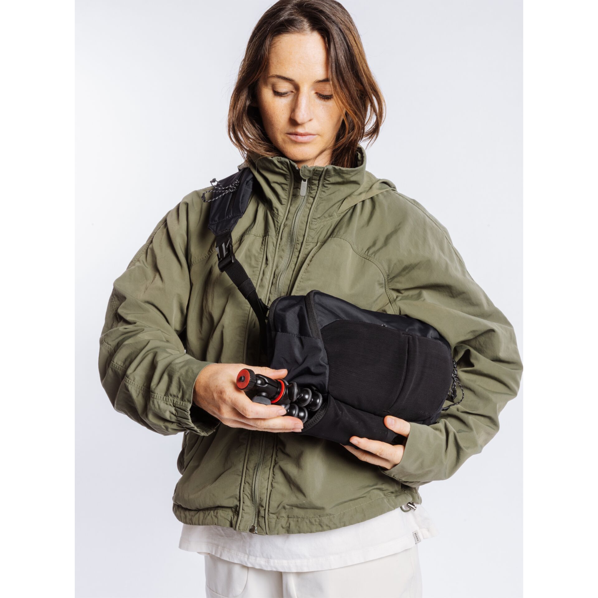 Jacke, Olivgrün, Windbreaker, Faltbares Stativ, Kameratasche