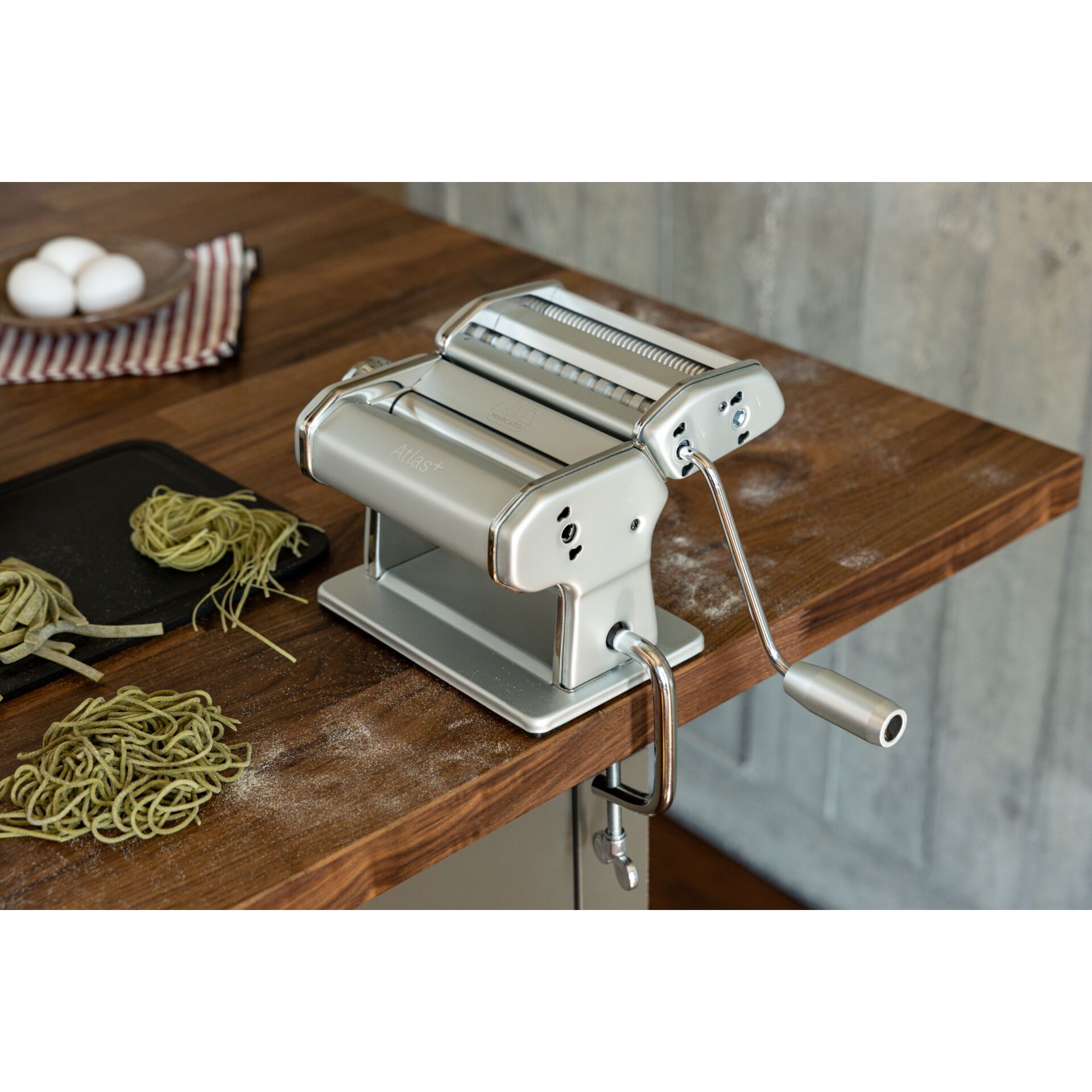 Pasta-Maschine, manuelle Pasta-Maschine, Edelstahl, Silber, Küchen-Gadget, pasta machine, Küchengerät, Metall, Handkurbel, Nudeln