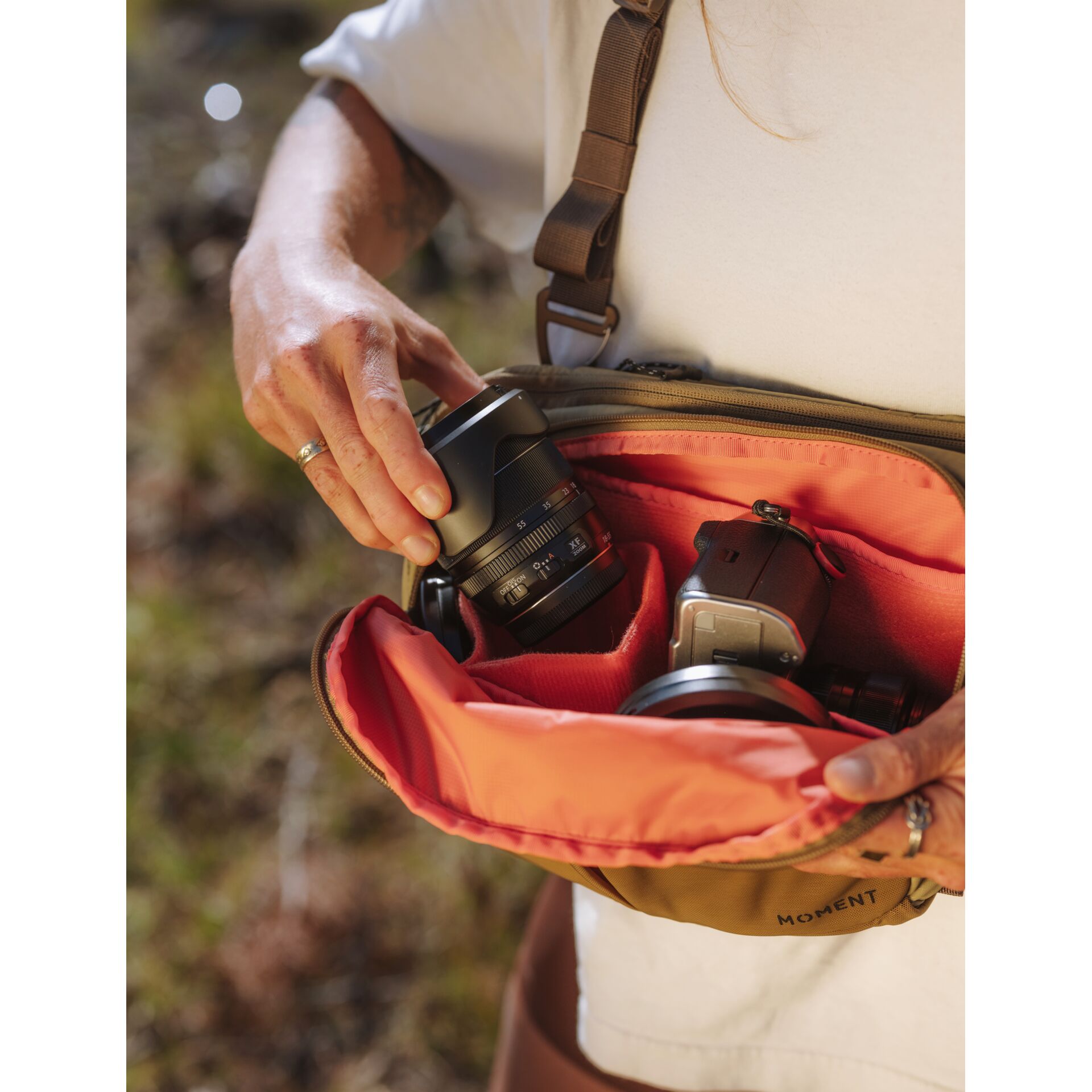 kamera gear, kamera objektiv, tasche, handgepäck, outdoor fotografieren