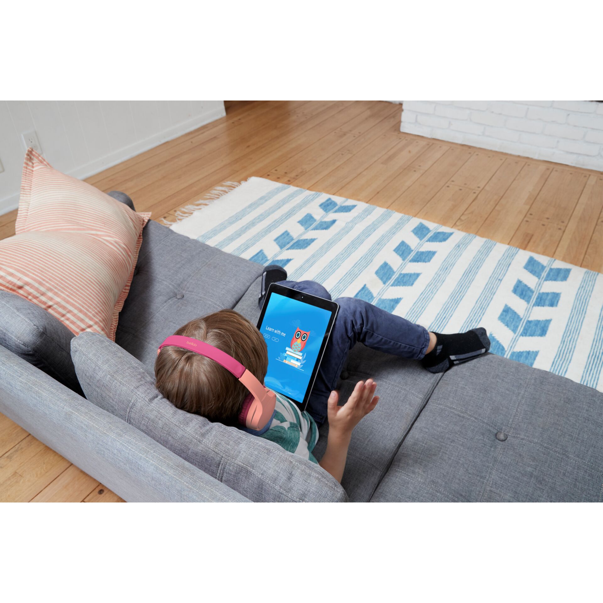 Dekoration für Zuhause, Kissen, Junge, Kind, Person