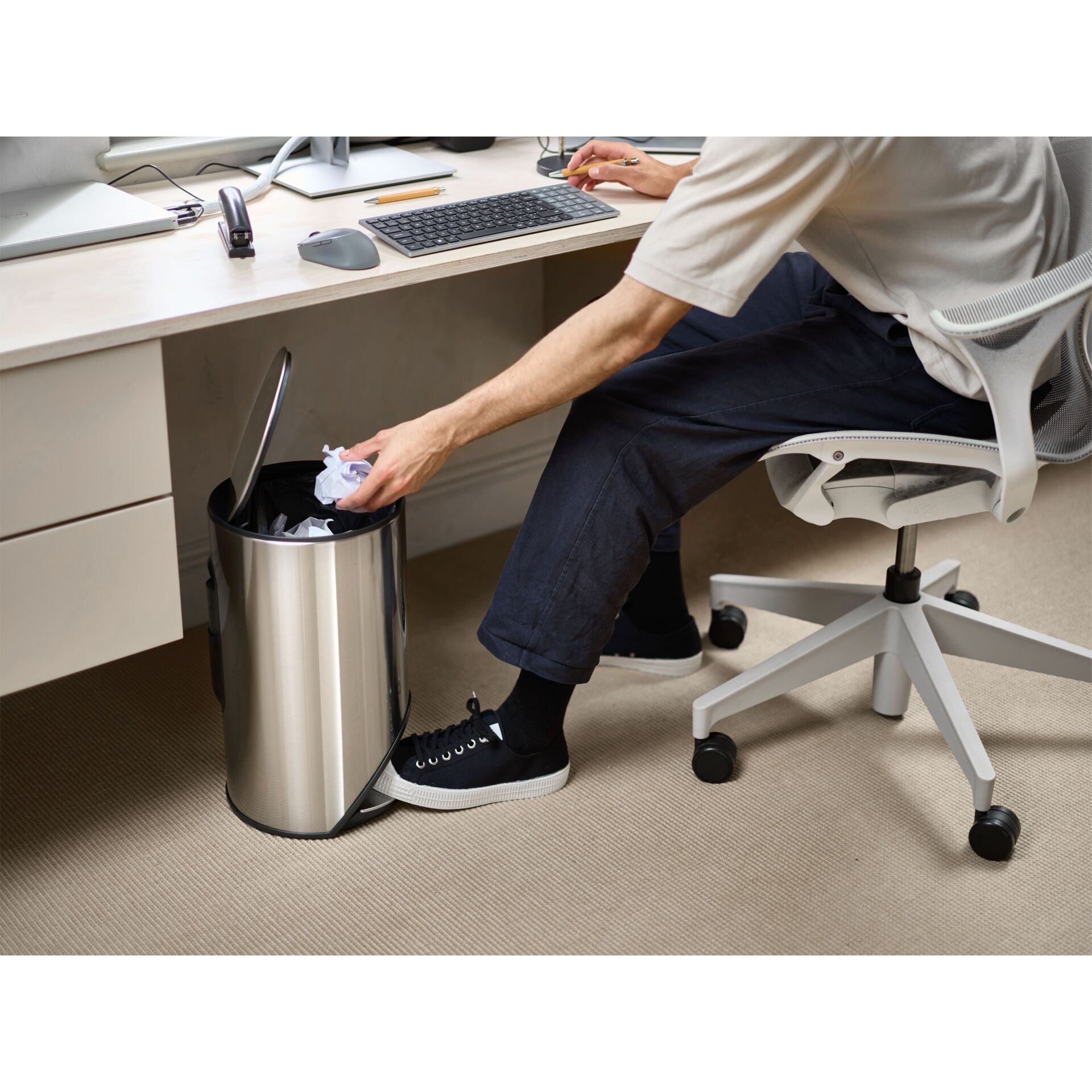 Schreibtischabfallkorb, Müllbehälter, Tageskorb, Pedalabfallkorb, Stainless steel trash can