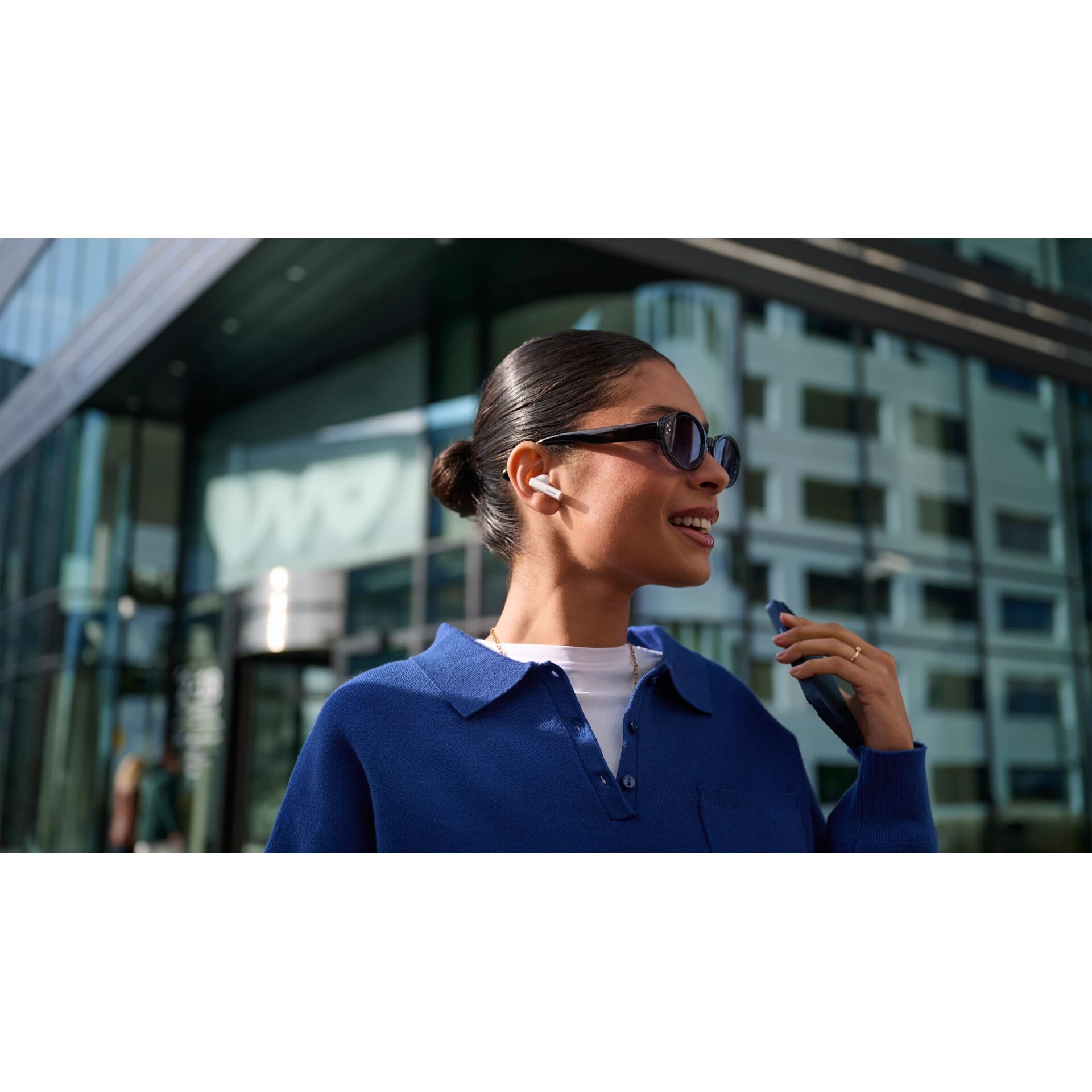 Kopf, Gesicht, Hals, Sonnenbrille, Lächeln