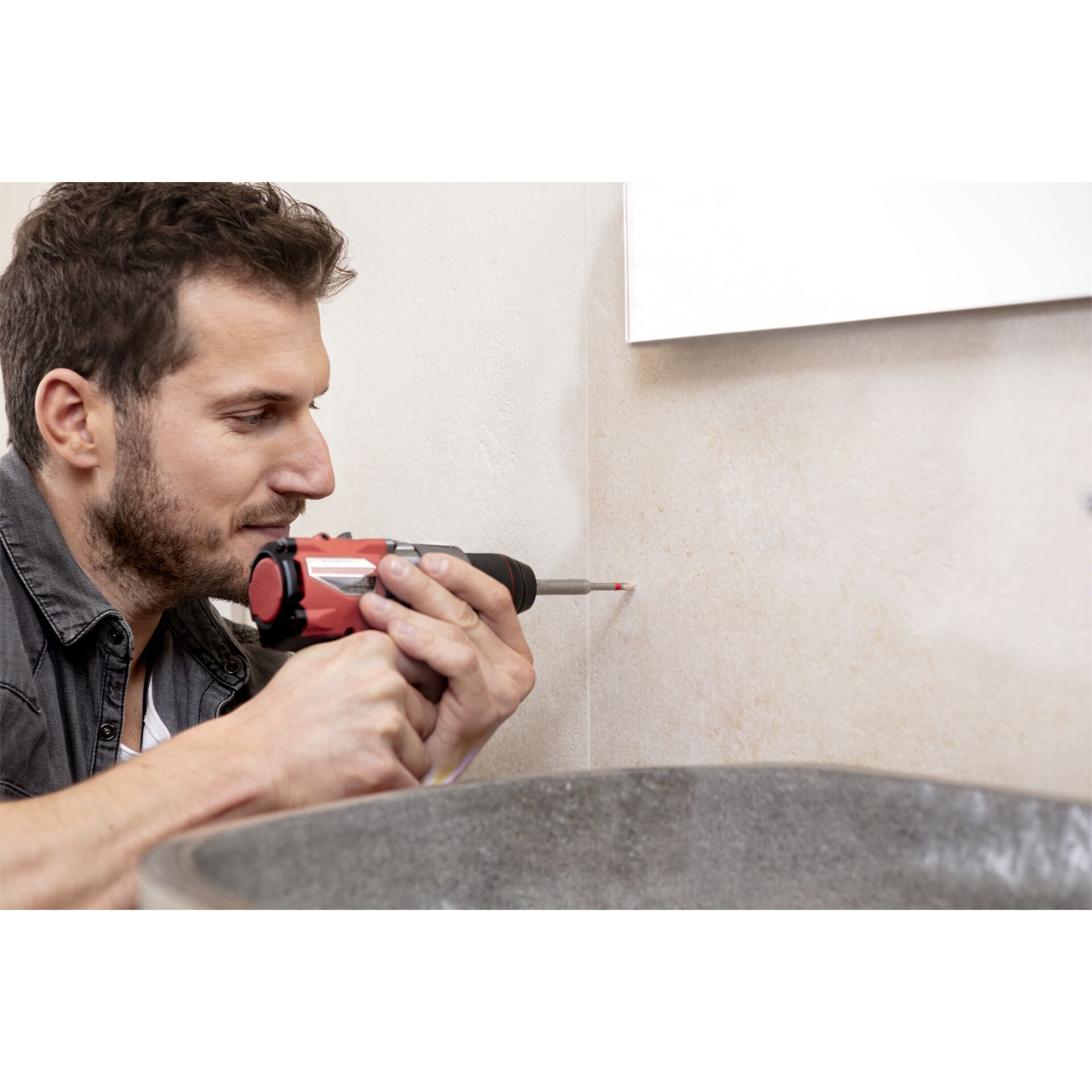 Gerät, Elektrische Bohrmaschine, Werkzeug