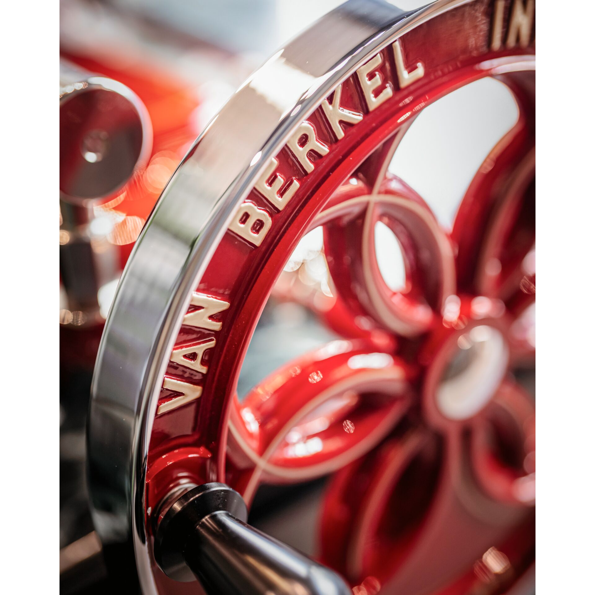 Fahrradteile, Tachometer, Räder, Rot, Metallisch