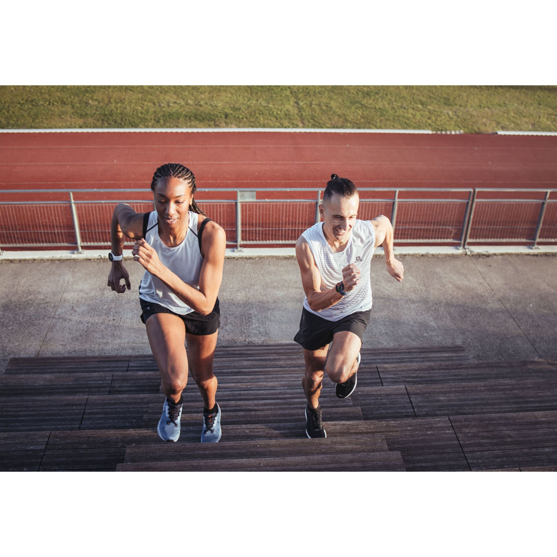 Photographie, Person, Schuh, Armbanduhr, Kurze Hosen