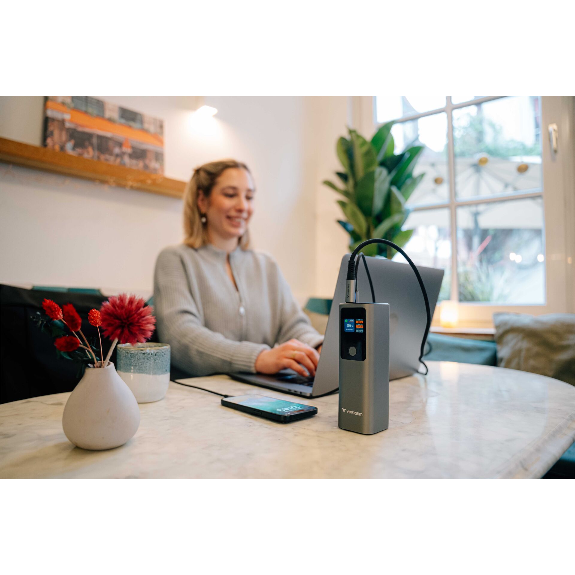 Erwachsener, Weiblich, Person, Frau, Tabelle, Erwachsener, Weiblich, Person, Frau, Tabelle