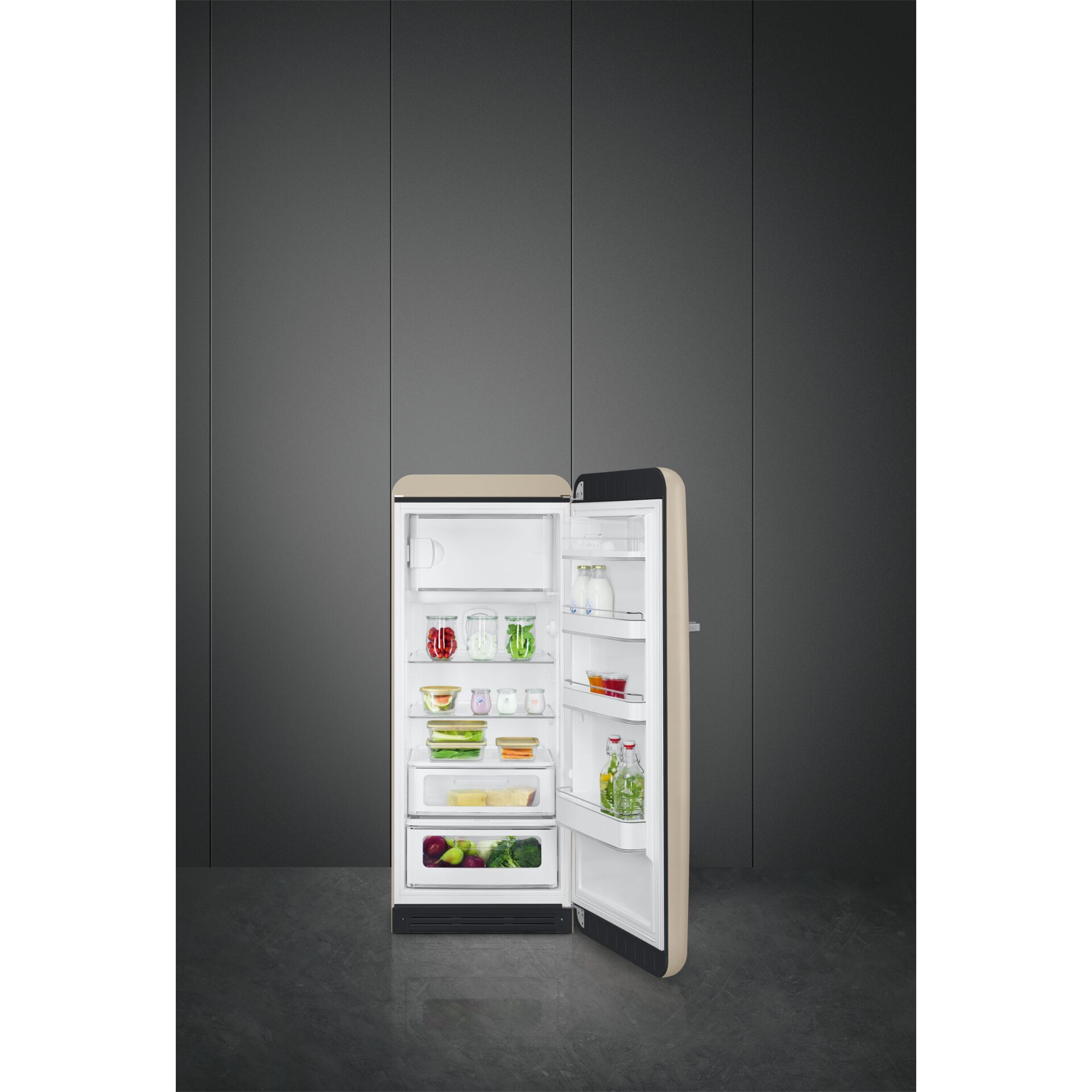 kleiner Kühlschrank, Einbaukühlschrank, offenes Türdesign, naturholzoptik, Schubladenfächer