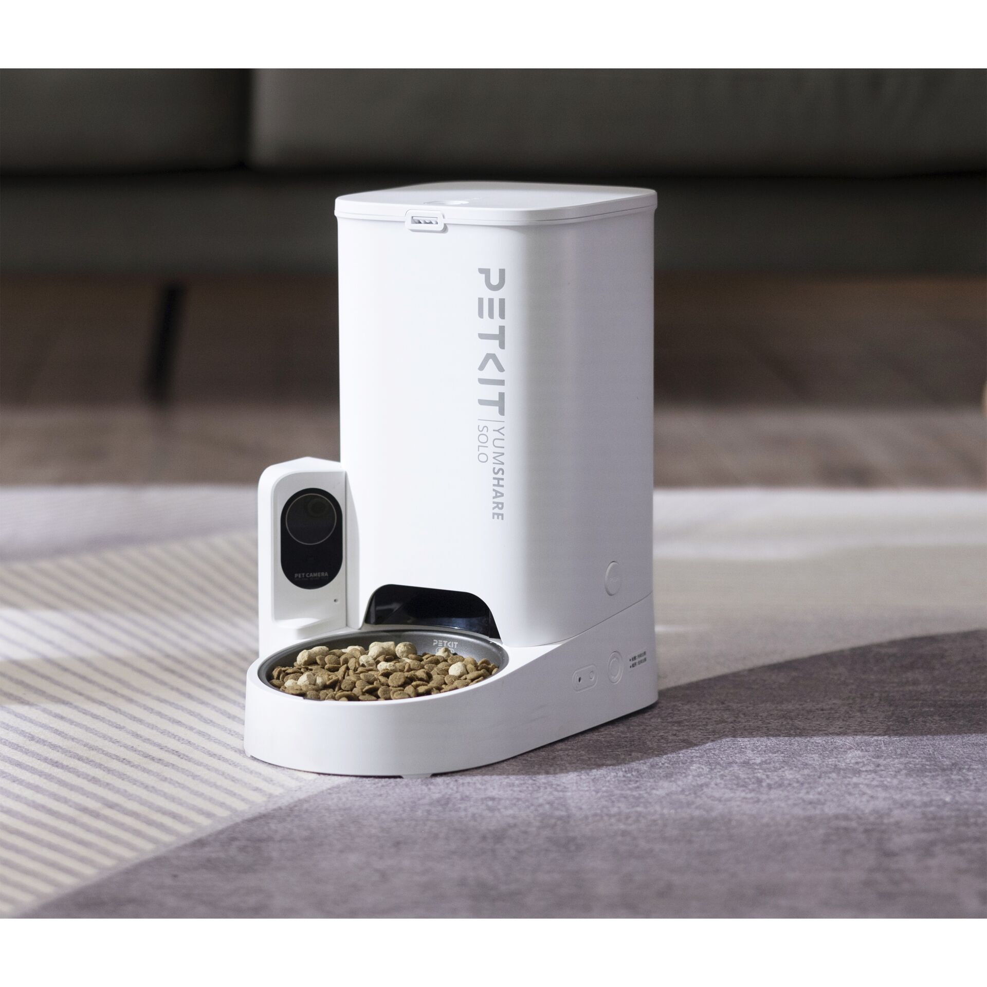 Pokal, Elektronik, Sprecher