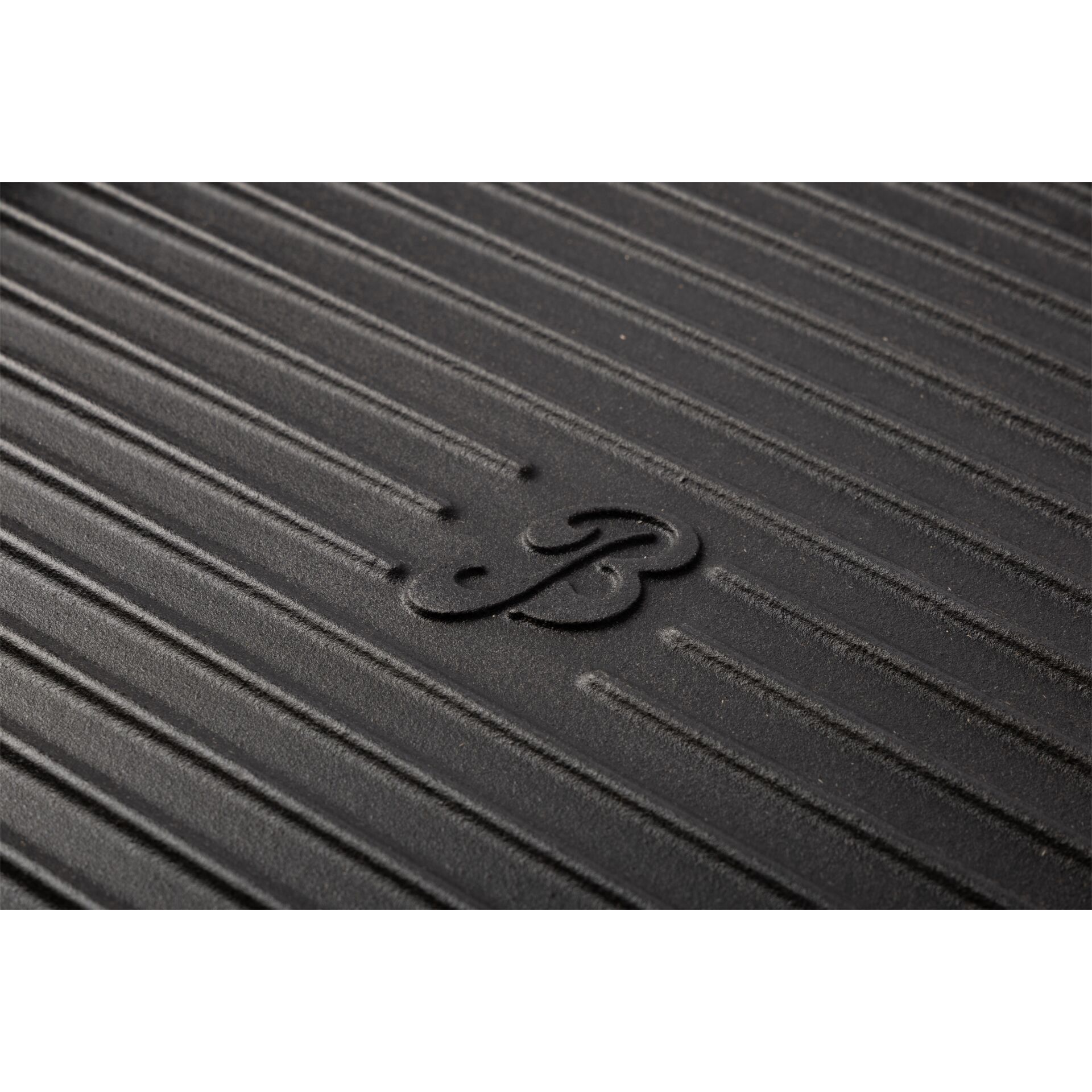 Grillplatte, Rillenstruktur, Riffelung, Metalloberfläche, Logo