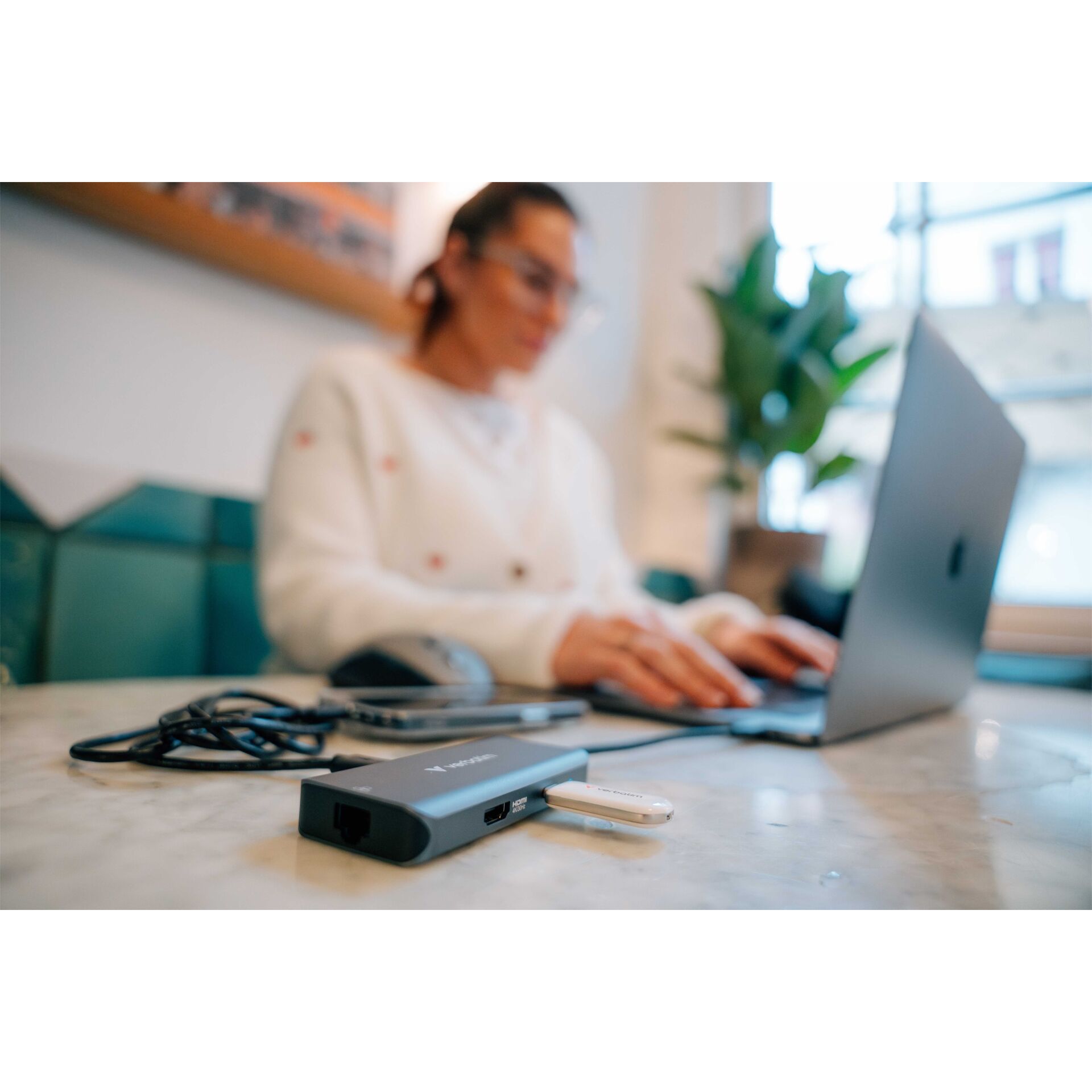 Laptop, PC, Erwachsener, Person, Frau