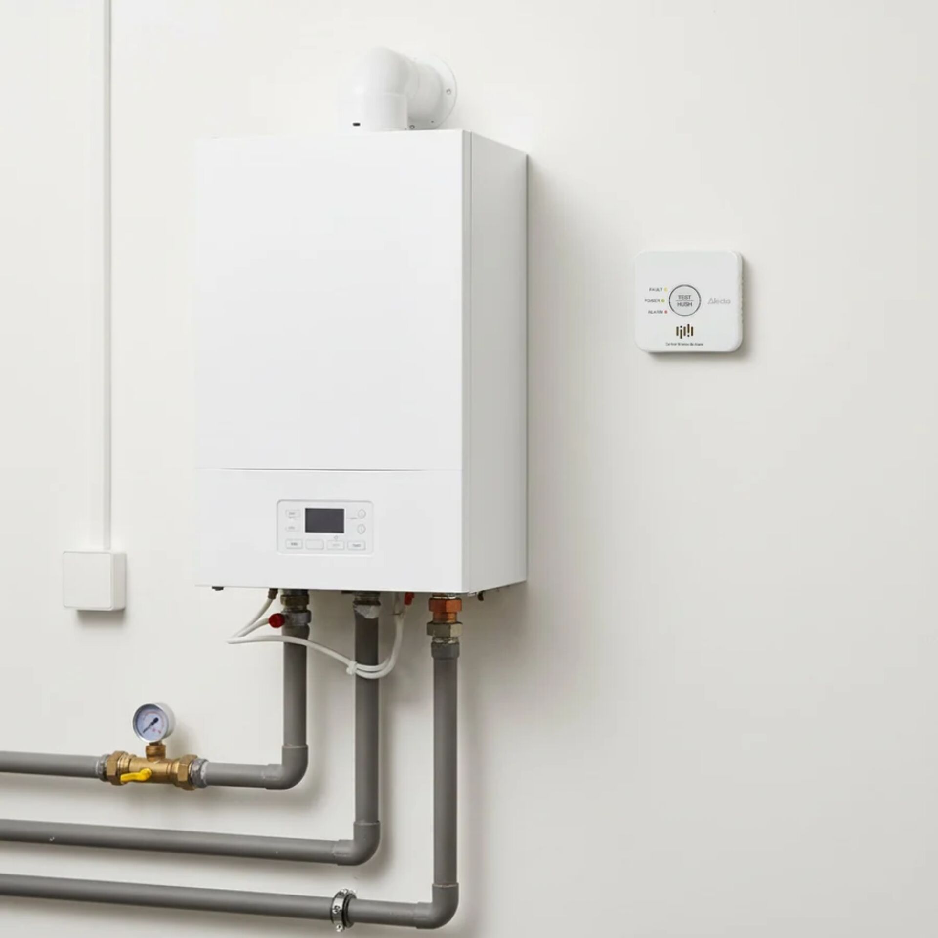 Gasheizung, Wandmontiert, Weiß, Rohrleitungen, Thermostat