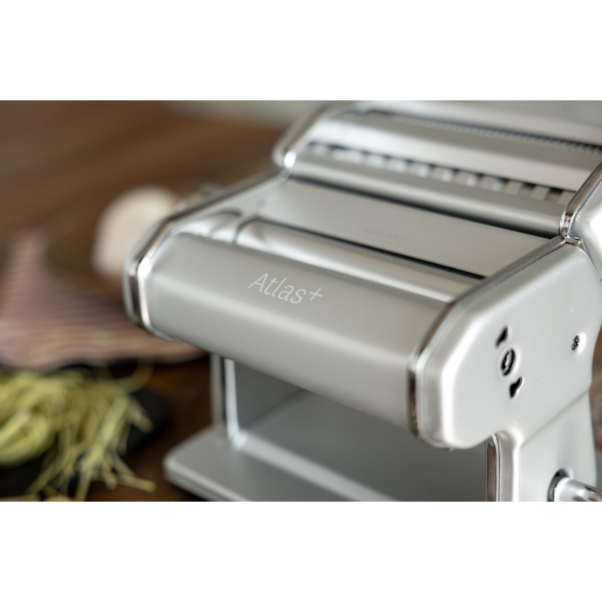 Pasta machine, Nudelmaschine, Metal, Gray, Küche
