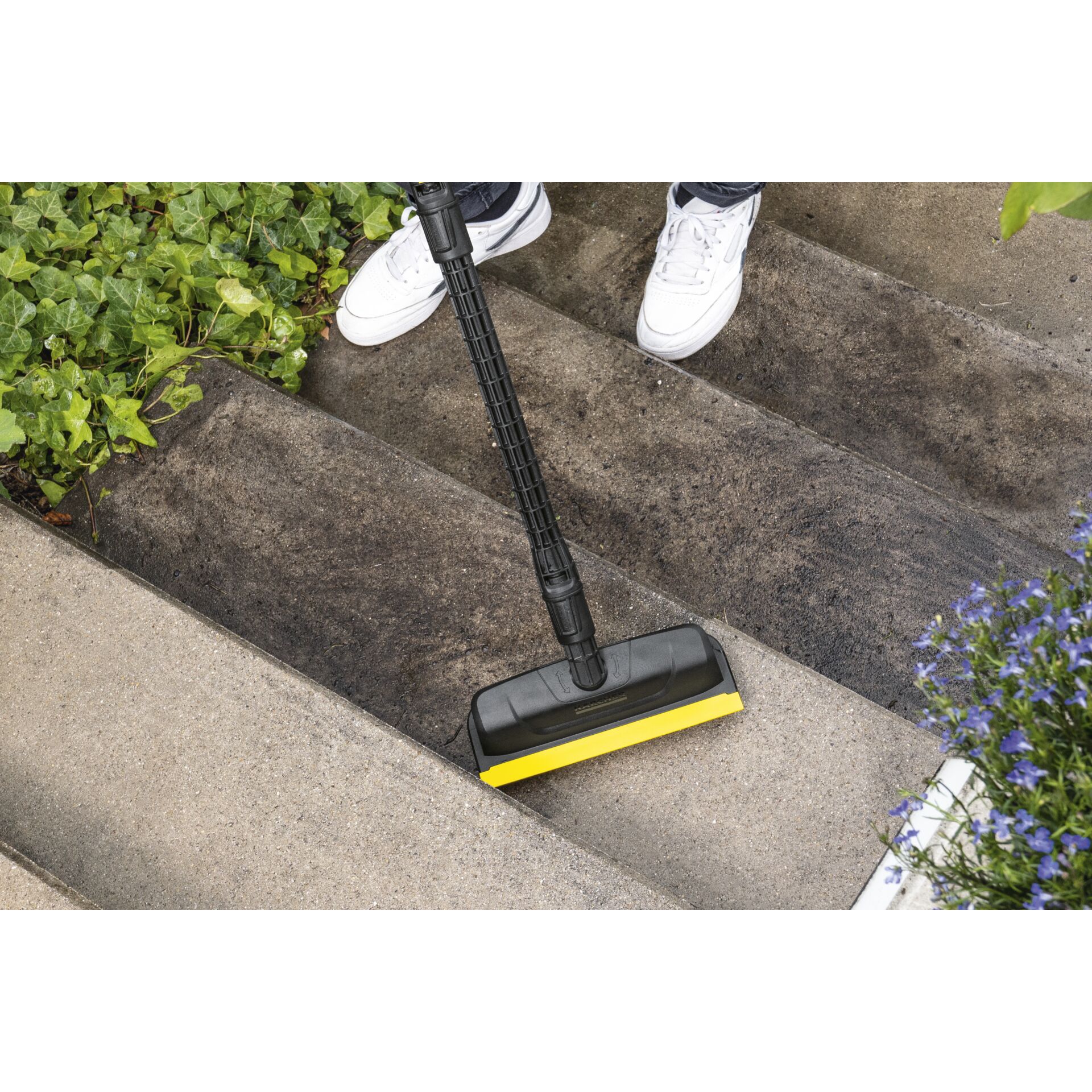 Drinnen, Innenarchitektur, Kleidung, Schuhwerk, Schuh