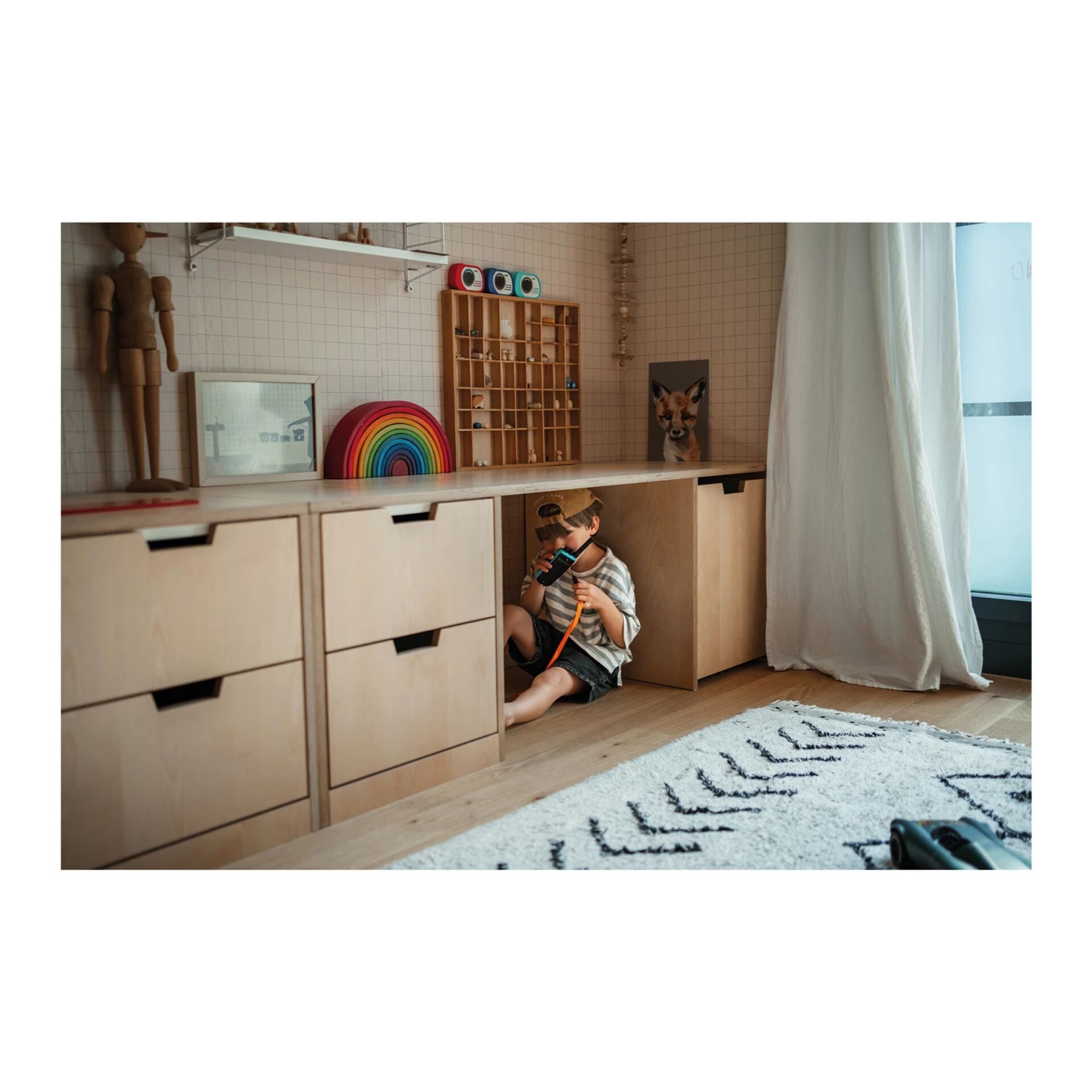 Innenarchitektur, Mobiliar, Anrichte, Dekoration für Zuhause, Person