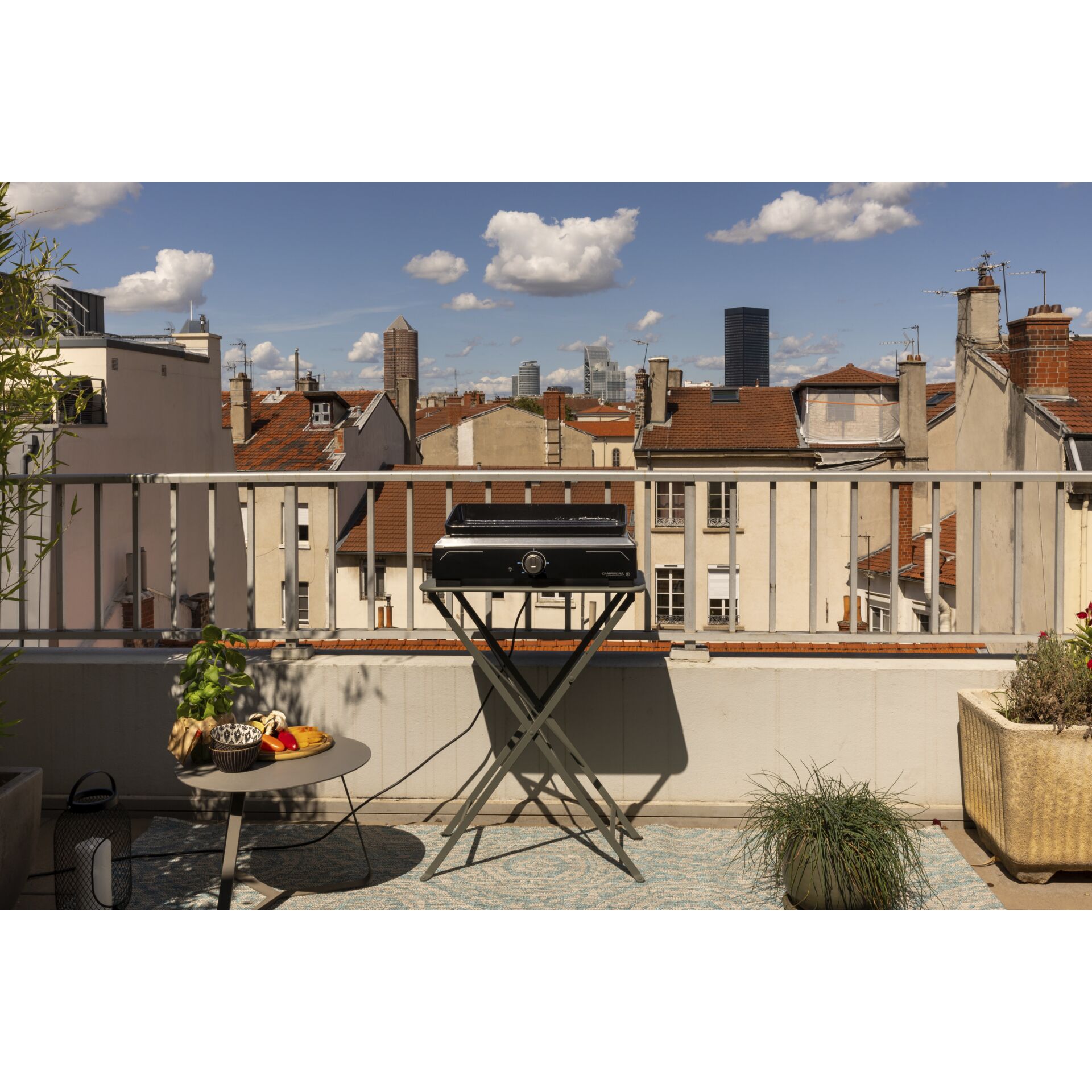 Balkon, Gebäude, Pflanze, Nachbarschaft, Stadt