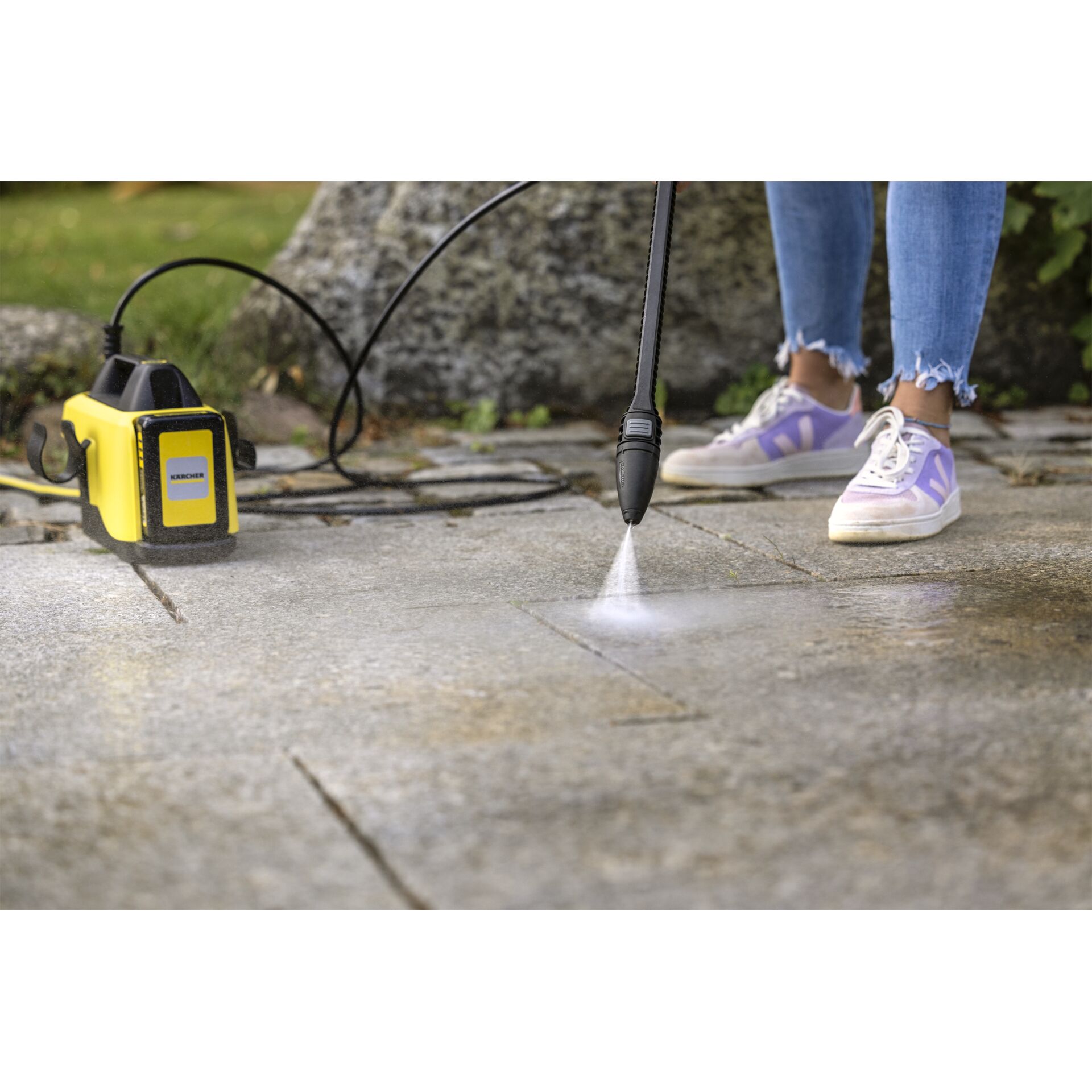 Schuhwerk, Schuh, Innenarchitektur, Person, Turnschuh