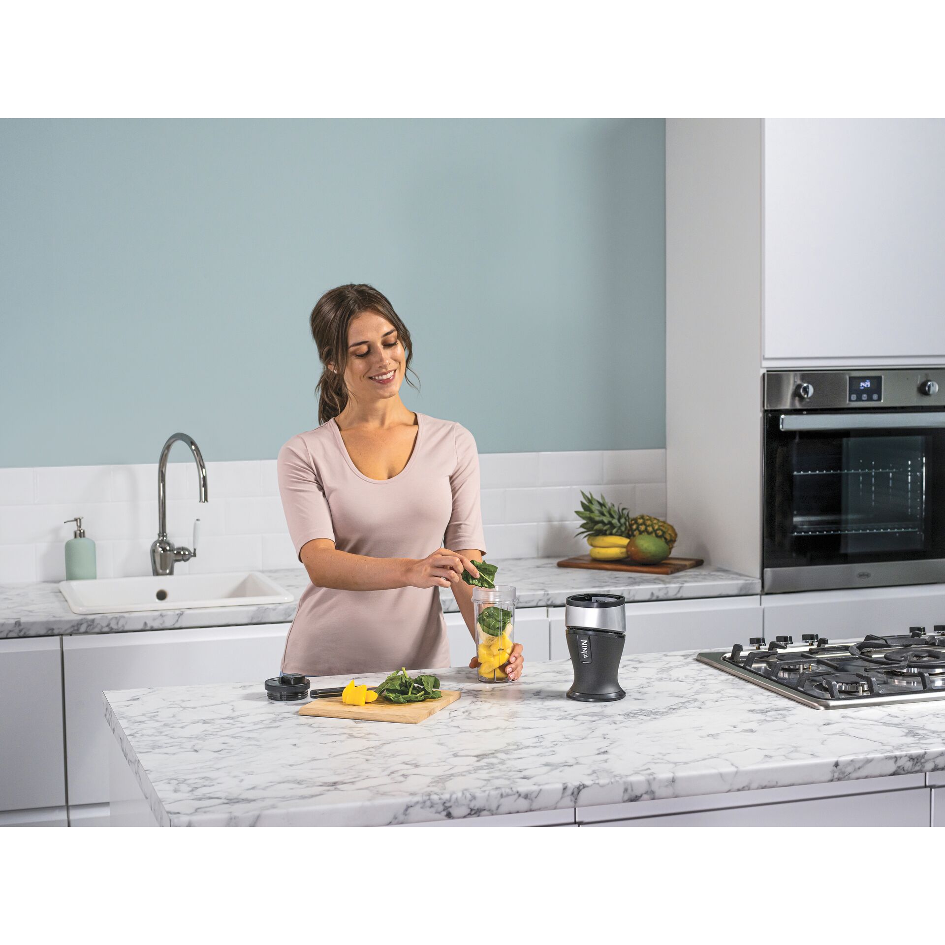 Drinnen, Küche, Elektrisches Gerät, Mikrowelle, Ofen