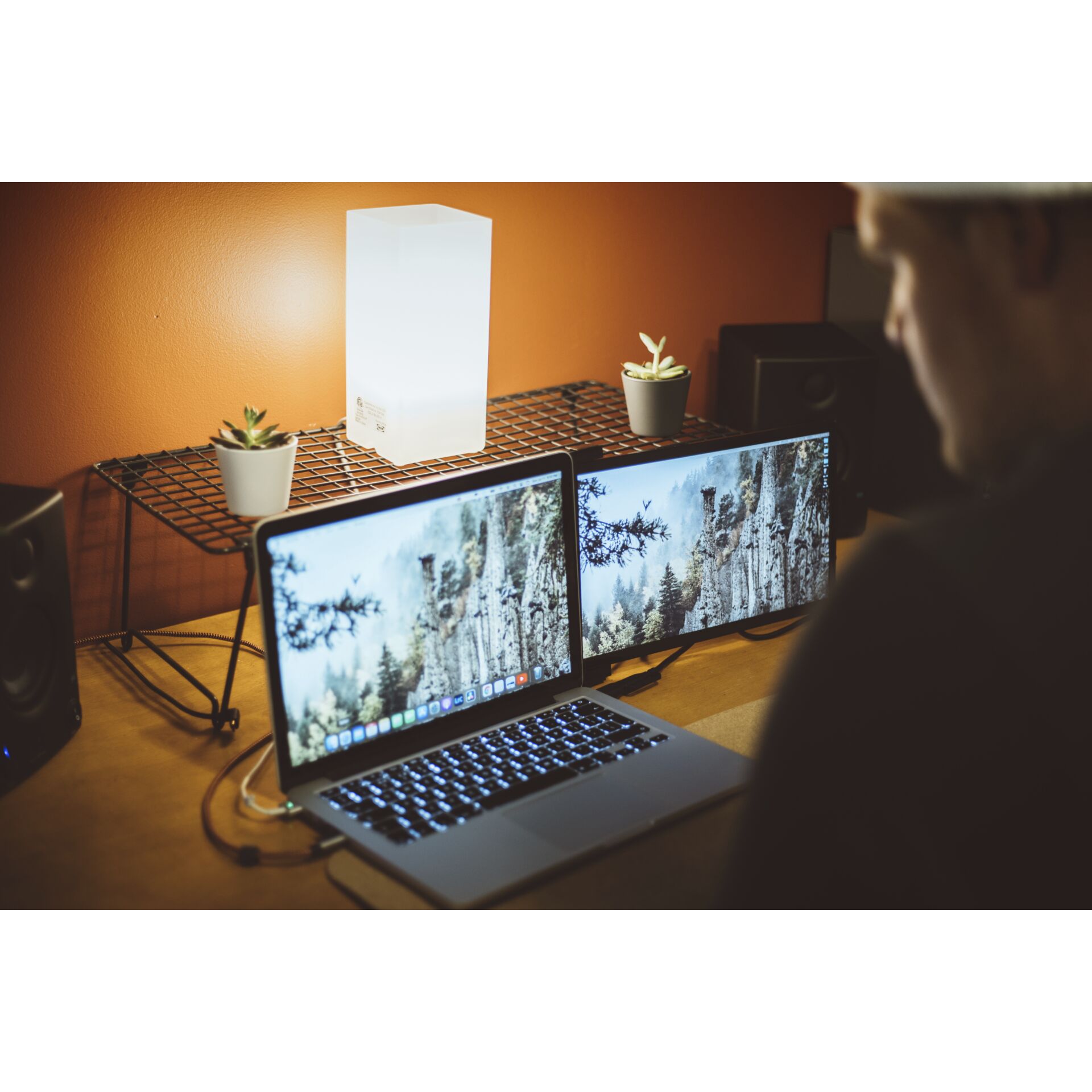 Tabelle, Computer, Laptop, PC, Sprecher