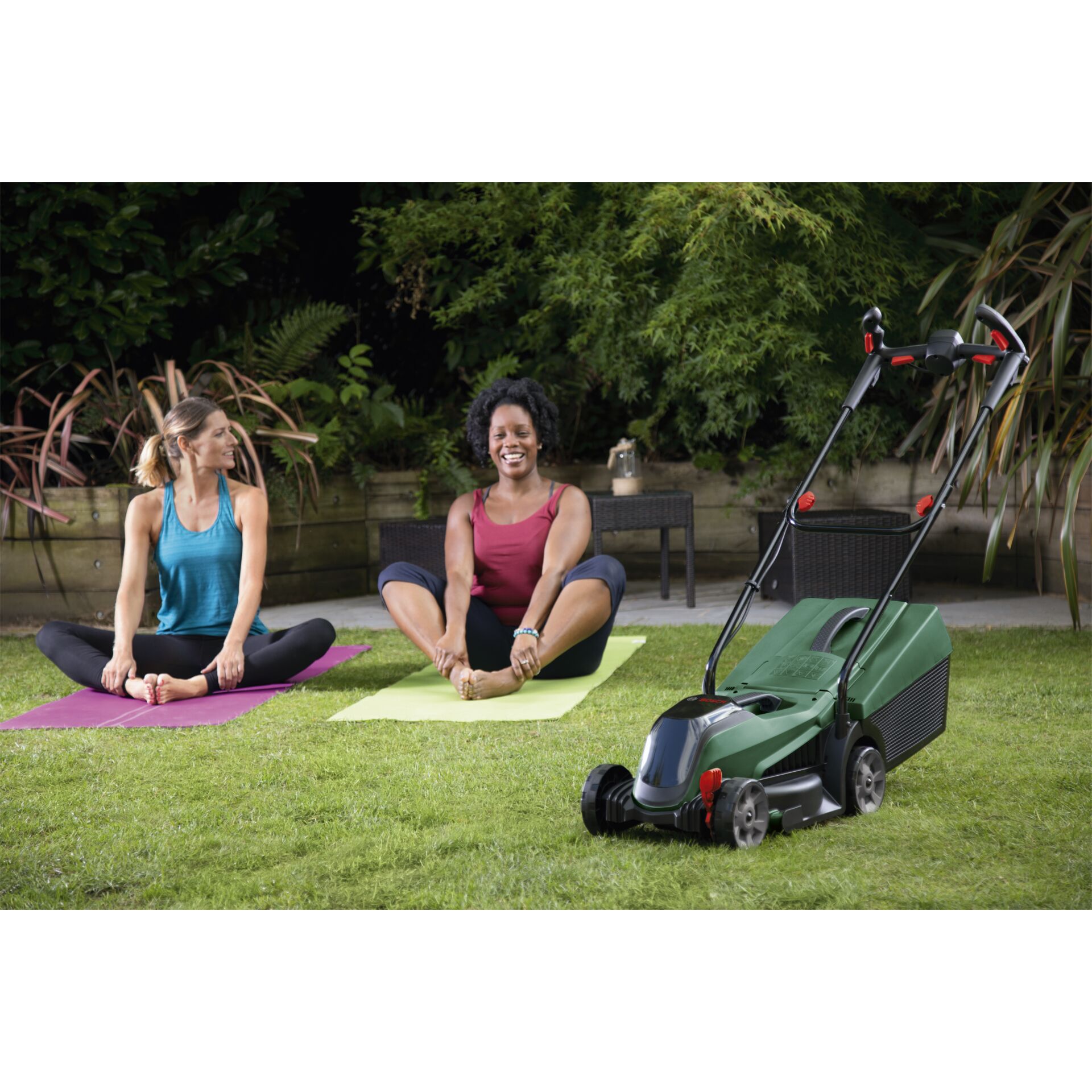 Gras, Rasen, Erwachsener, Person, Frau