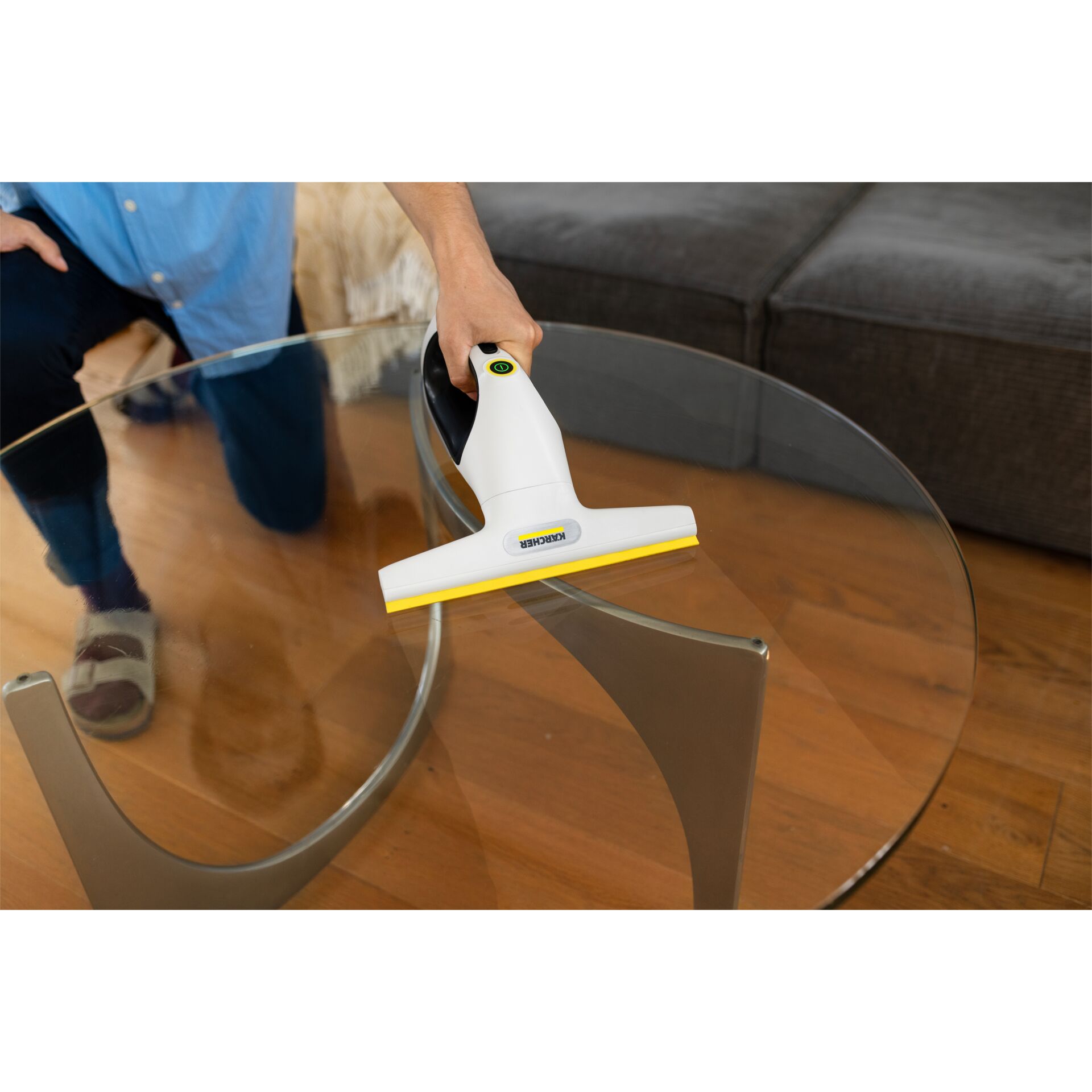 Glass table, Glass cleaning, T-Handle squeegee, Window cleaner, Yellow blade