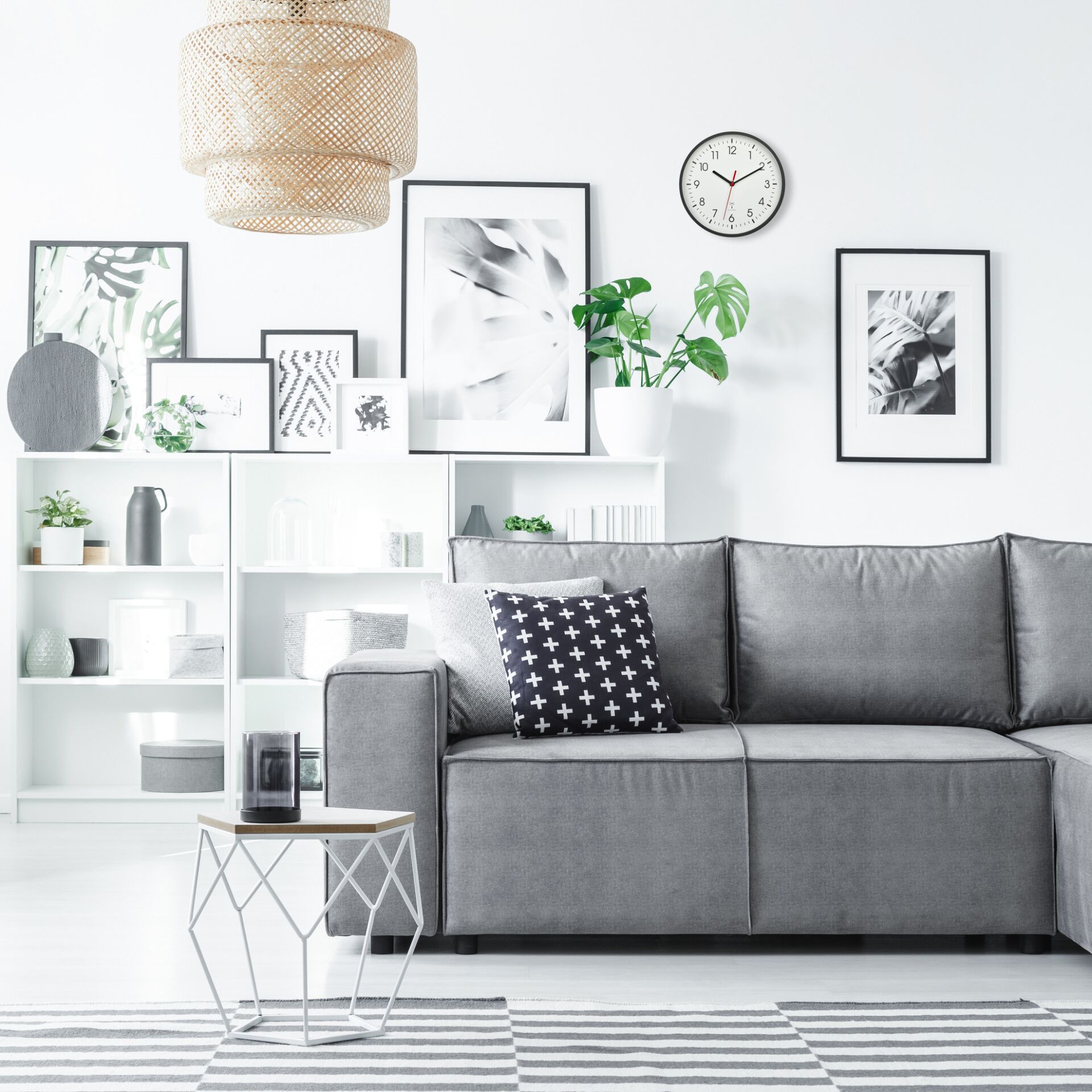 Dekoration für Zuhause, Wohnzimmer, Kissen, Couch, Innenarchitektur