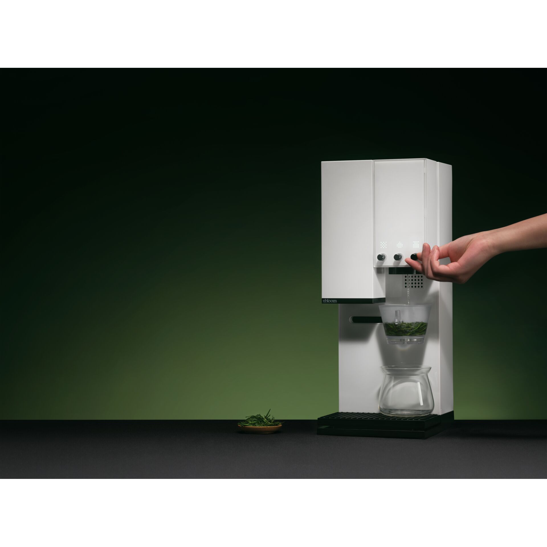 Kaffeemaschine, Kaffeezubereitung, Wasserbehälter, Tassenablage, Kaffeefilter