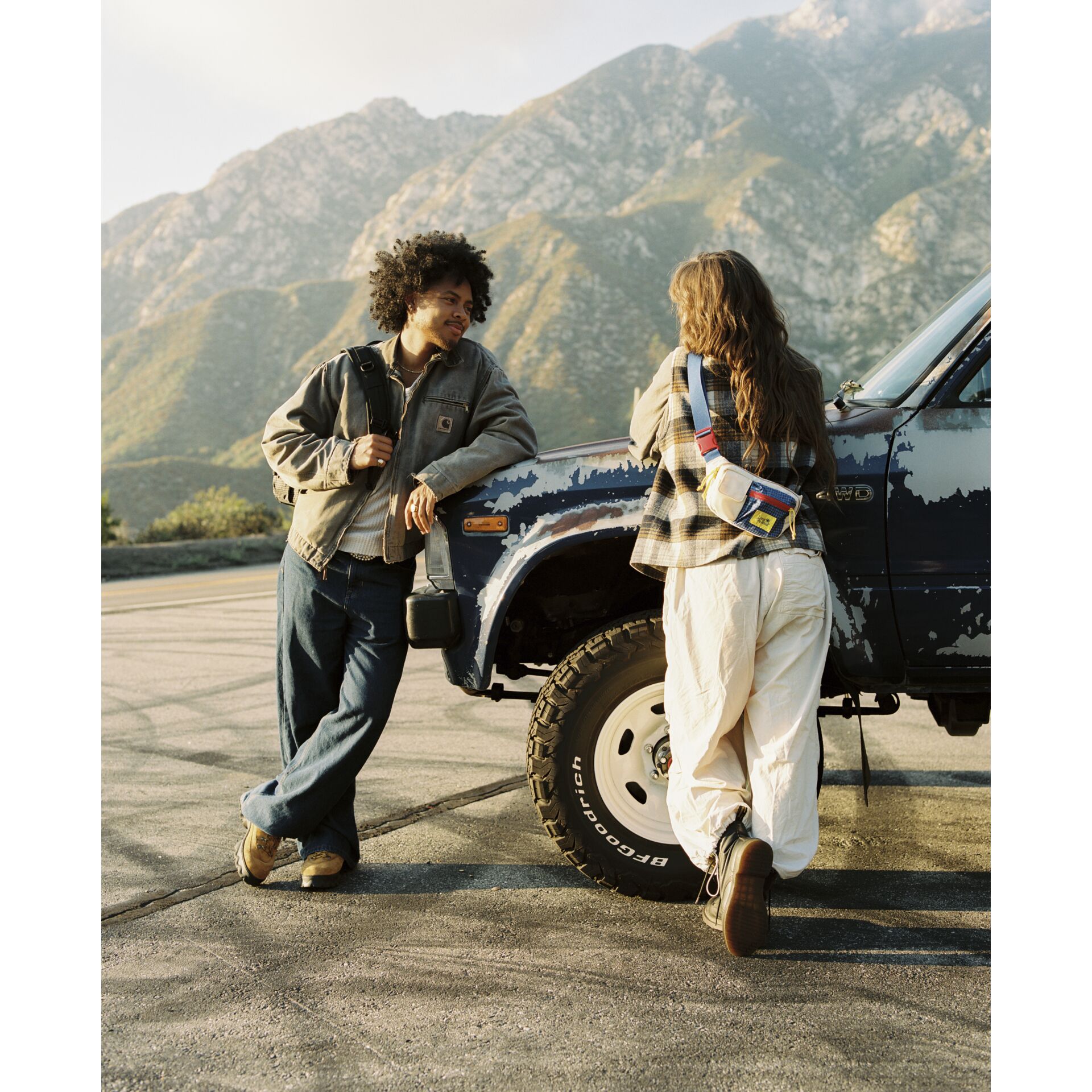 Schuhwerk, Schuh, Person, Tasche, Handtasche