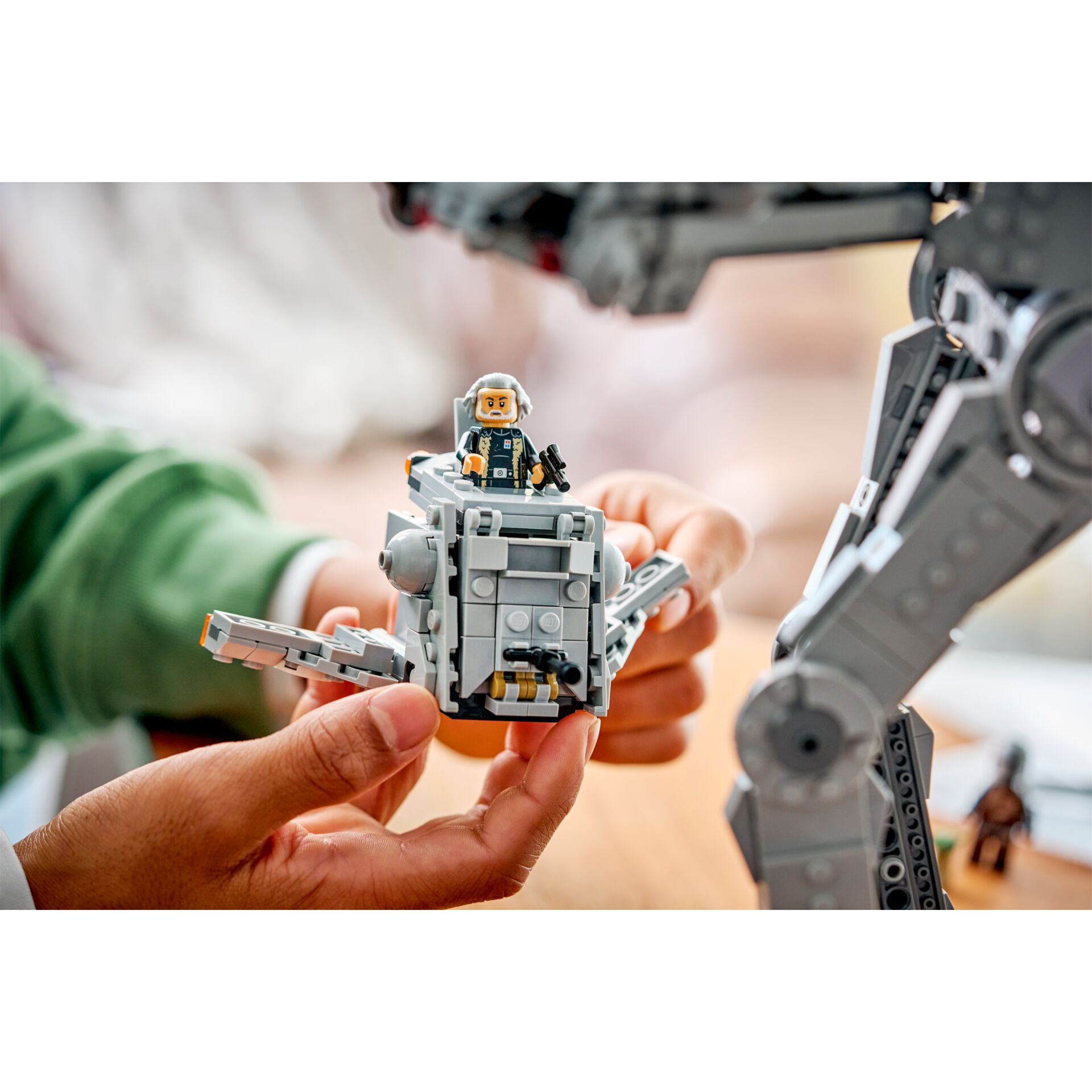 LEGO, Klemmbausteine, Mini-Figur, Roboter, grau