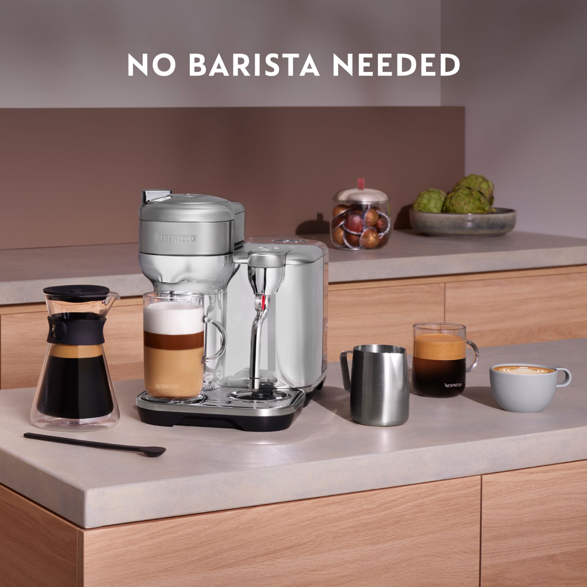 Kaffeemaschine, Espressomaschine, Milchaufschäumer, Kaffeegeschirr?, Kaffeedripper