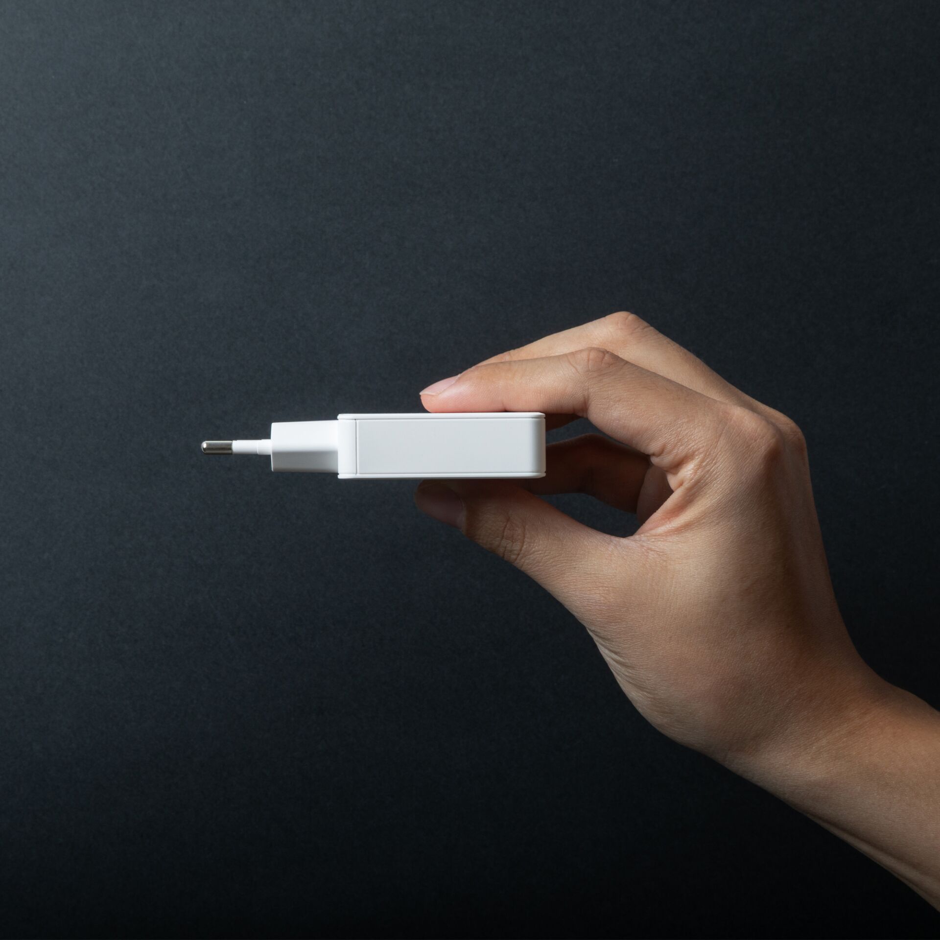 Adapter, Ladegerät, USB-C, weiß, Handgriff