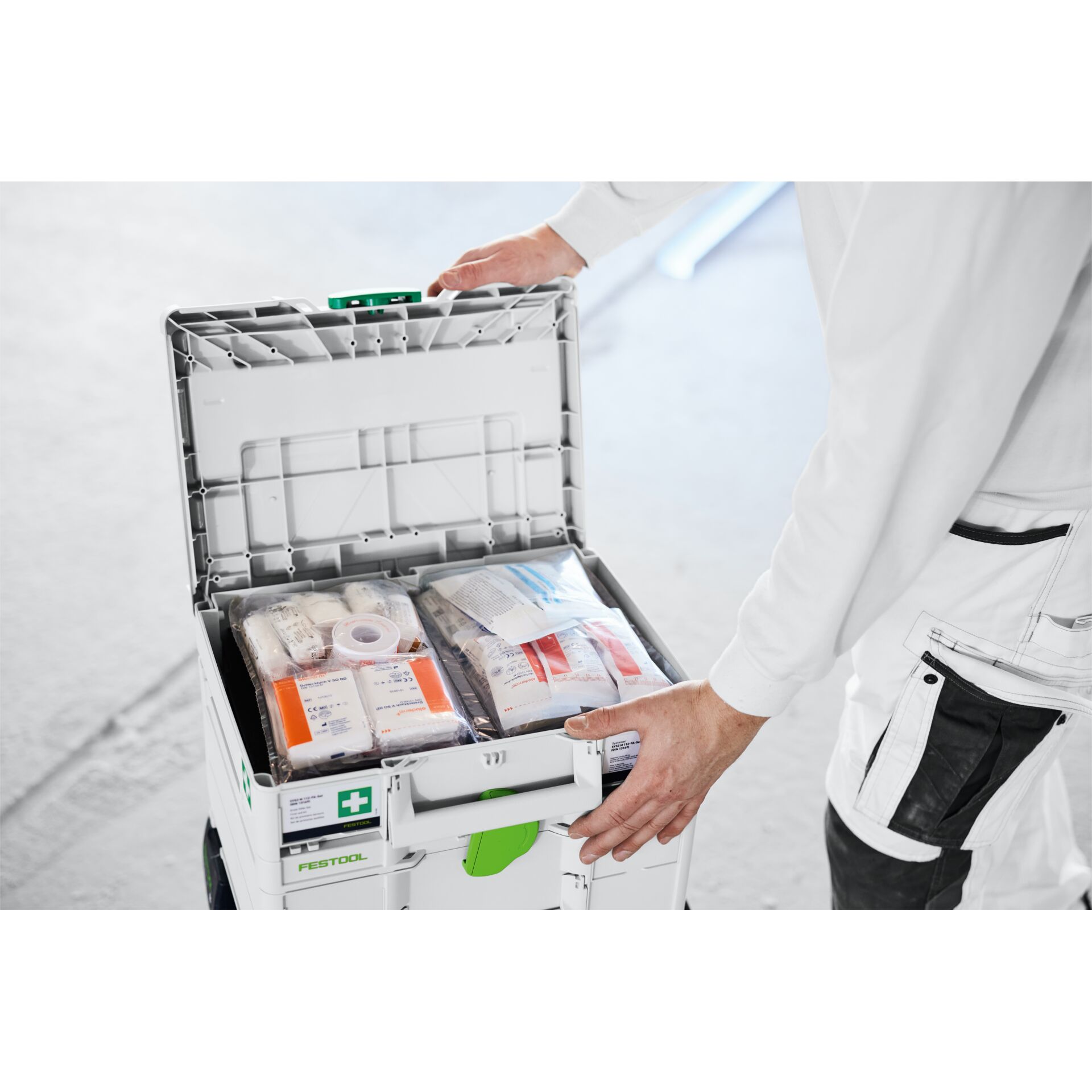 Erste-Hilfe-Set, Notfallset, Medizinische Ausrüstung, Koffer, Inhalt Gesundheitskit