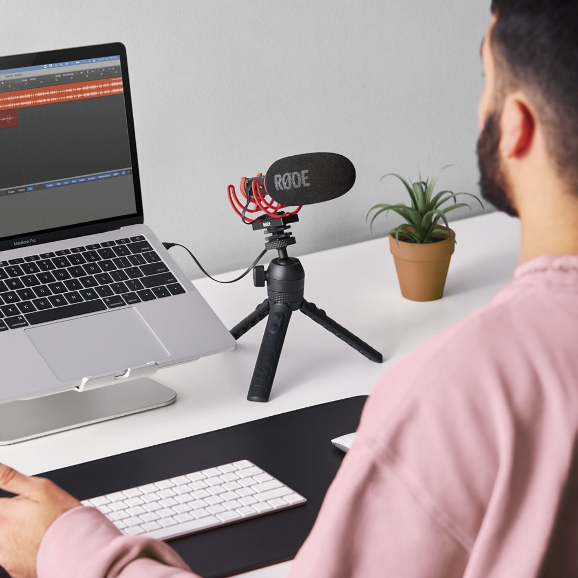 Computer-Tastatur, Tabelle, Laptop, Kopf, Person