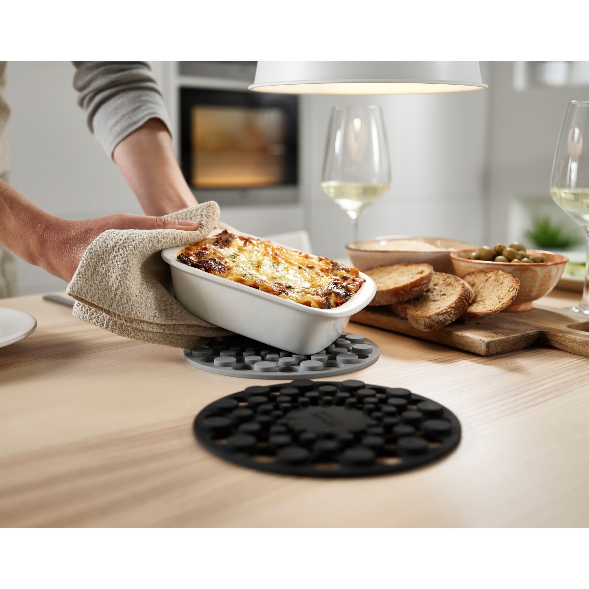 Drinnen, Innenarchitektur, Essen, Präsentation des Essens, Brunch