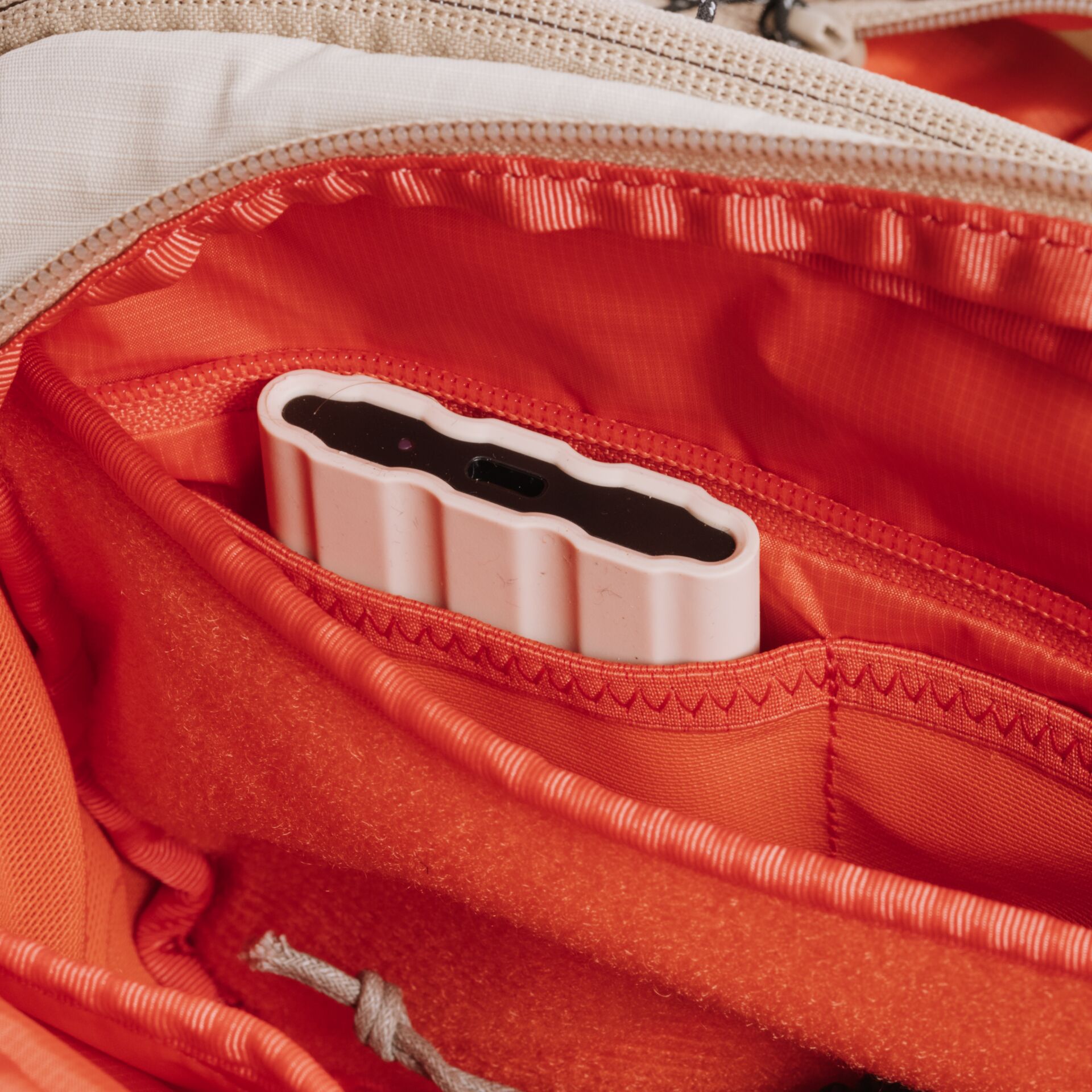 Portbag, Reißverschluss, Orange, Taschenorganizer, gepolstert