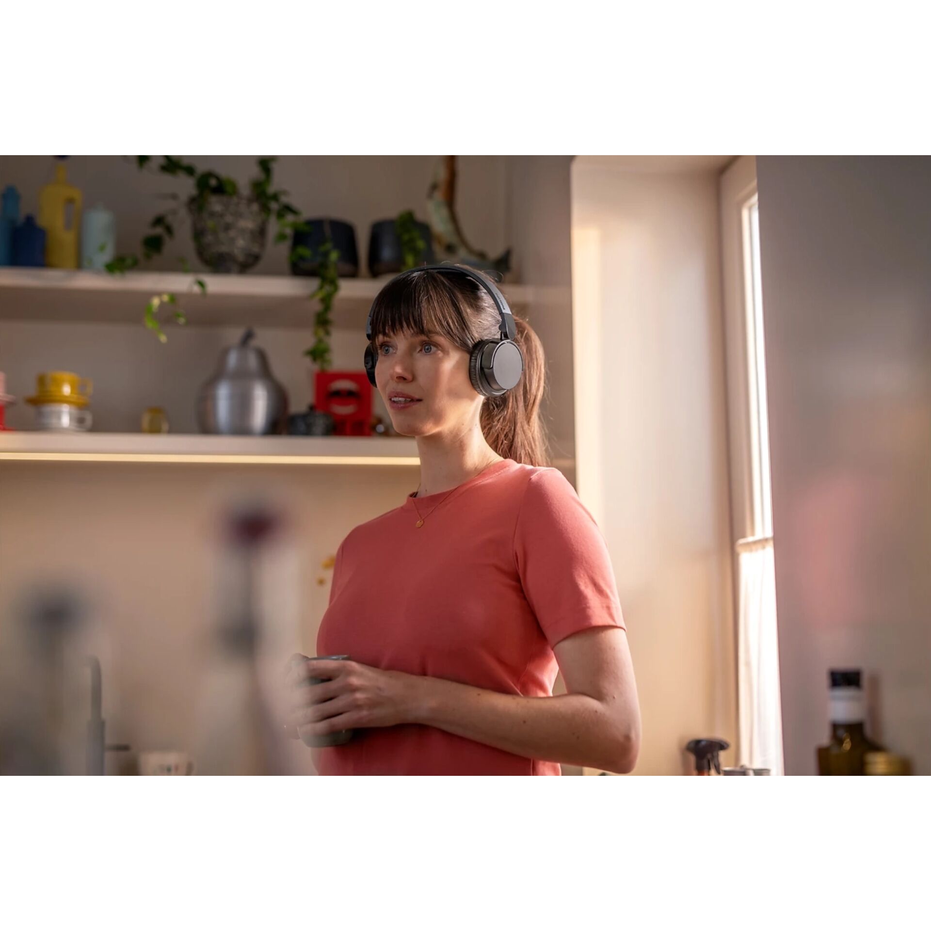 Innenarchitektur, Ärmel, Erwachsener, Person, Frau