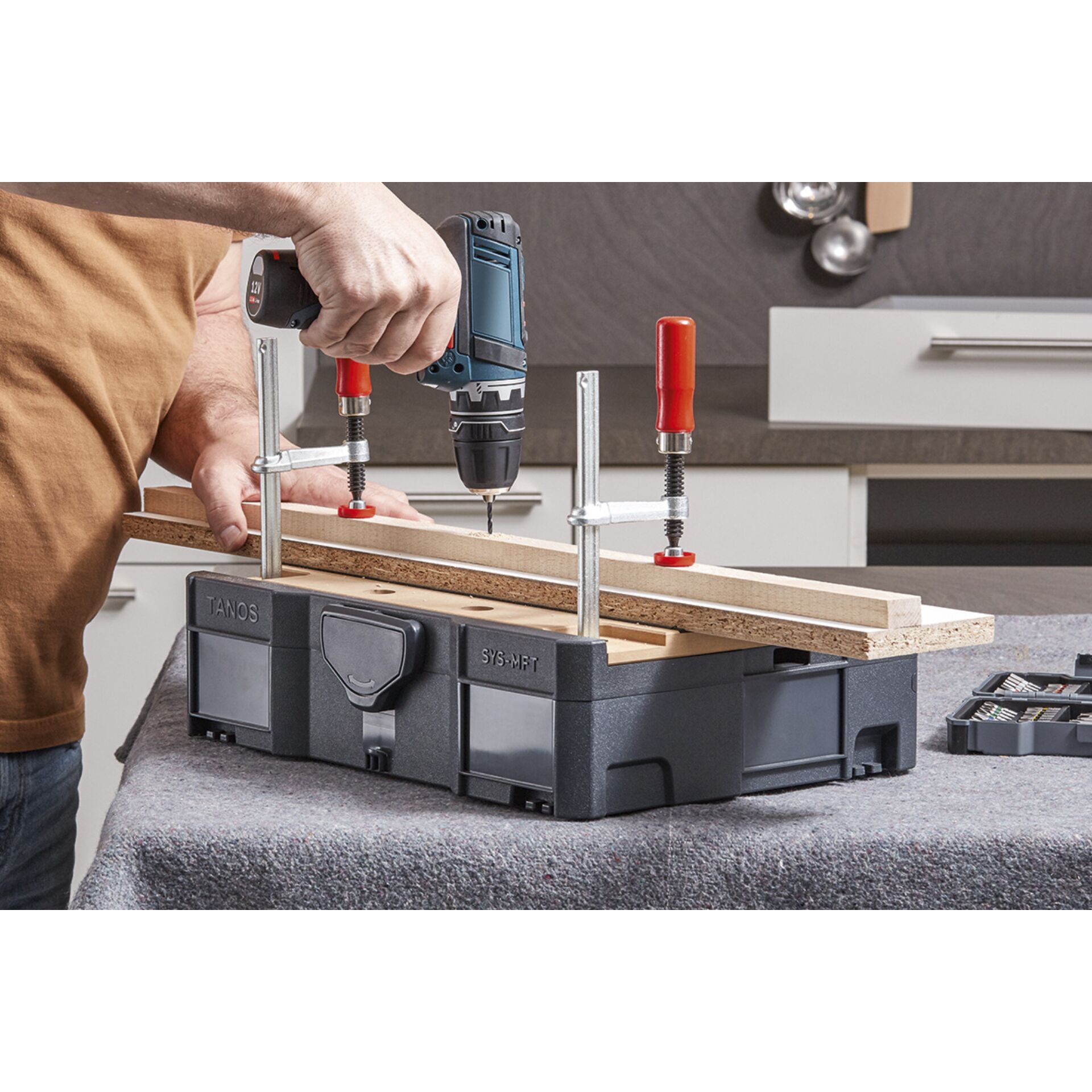 Gerät, Elektrische Bohrmaschine, Werkzeug, Drinnen, Innenarchitektur