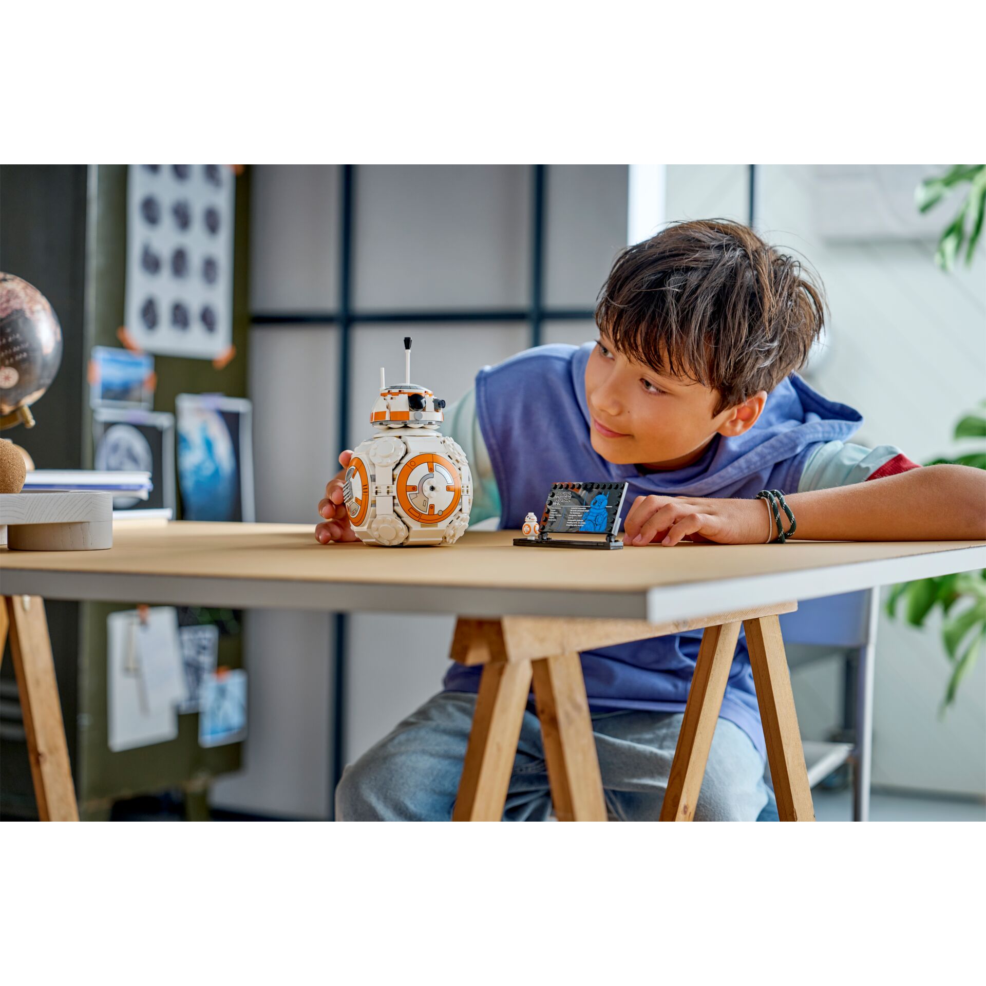 Moebel, Tabelle, Parfüm, Kind, Person