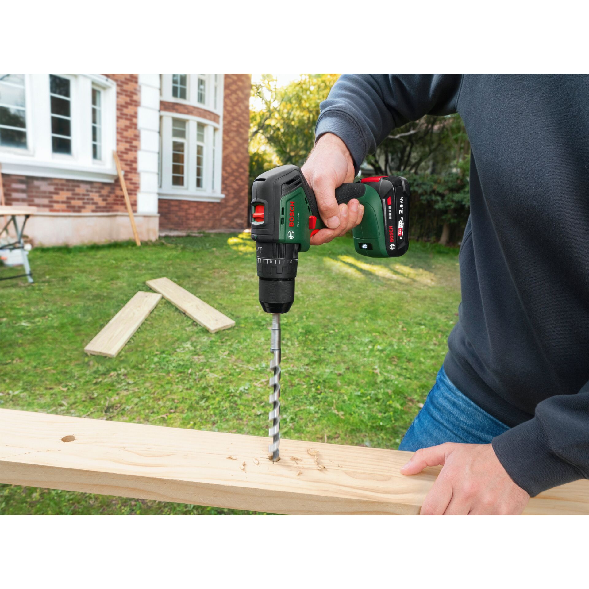 Akkuschrauber, Bohrmaschine, Holzbearbeitung, Holzbohrer, Akku