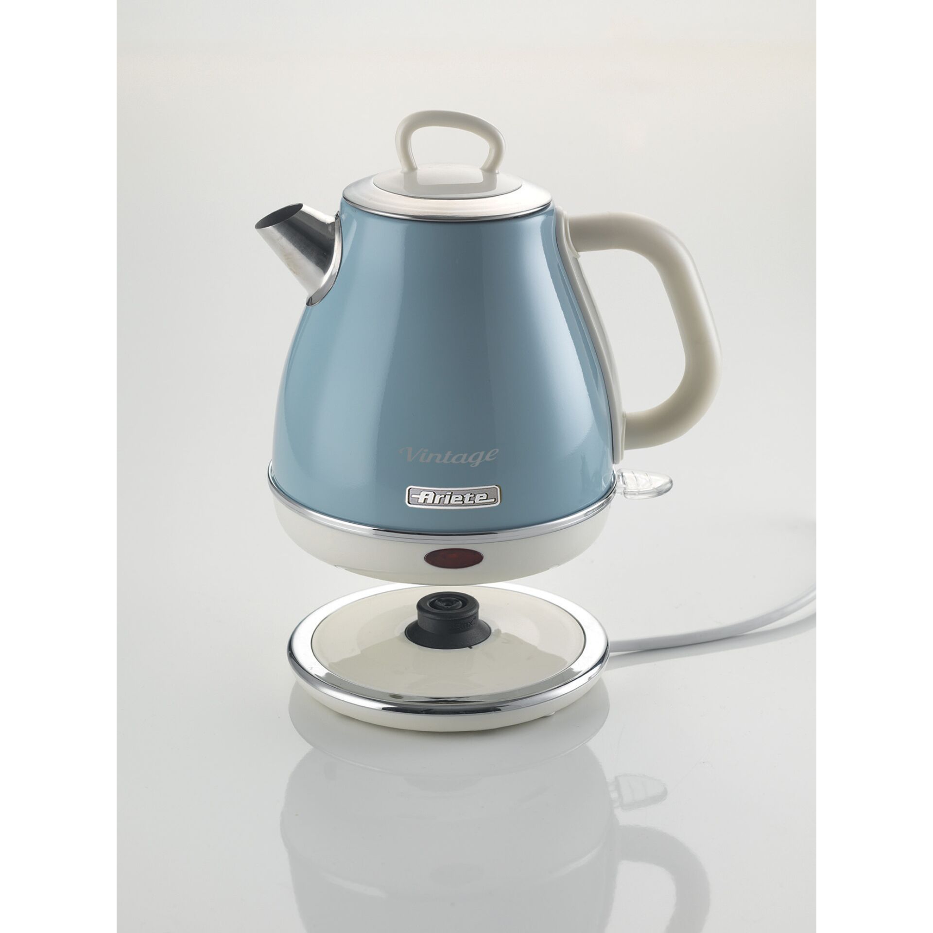 Kochgeschirr, Topf, Wasserkocher, Töpferei, Elektrischer Wasserkocher, Blauer Kocher, Kessel, Kabelloser Kocher, Basisschale