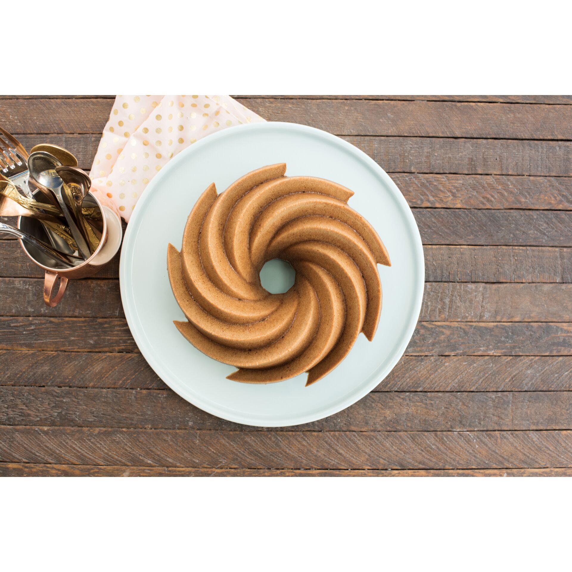 Essen, Präsentation des Essens, Teller, Süßigkeiten, Sahne