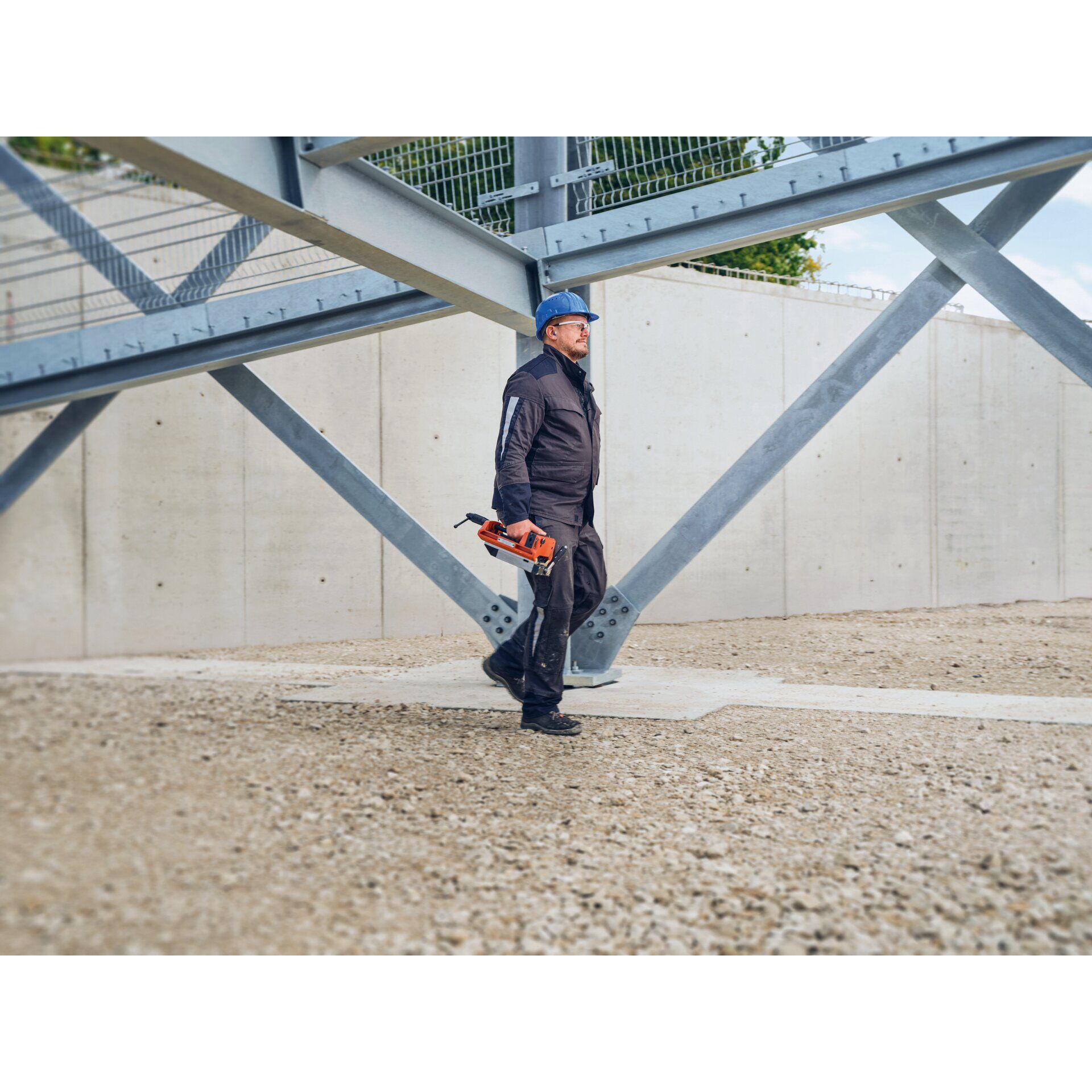 Arbeiter, Baustelle, Schutzhelm, Jacke, Gerätesteuerung