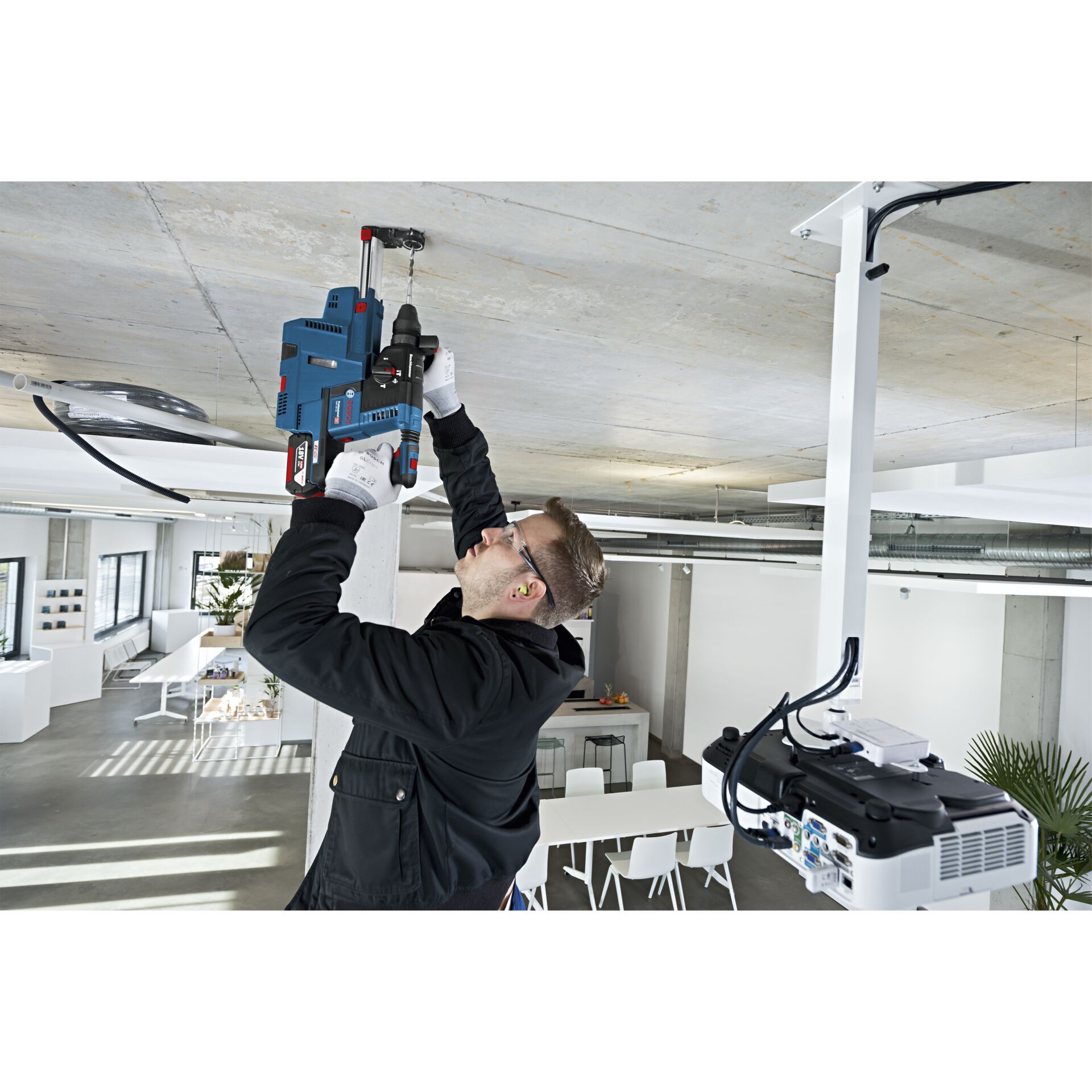 Gerät, Elektrische Bohrmaschine, Werkzeug