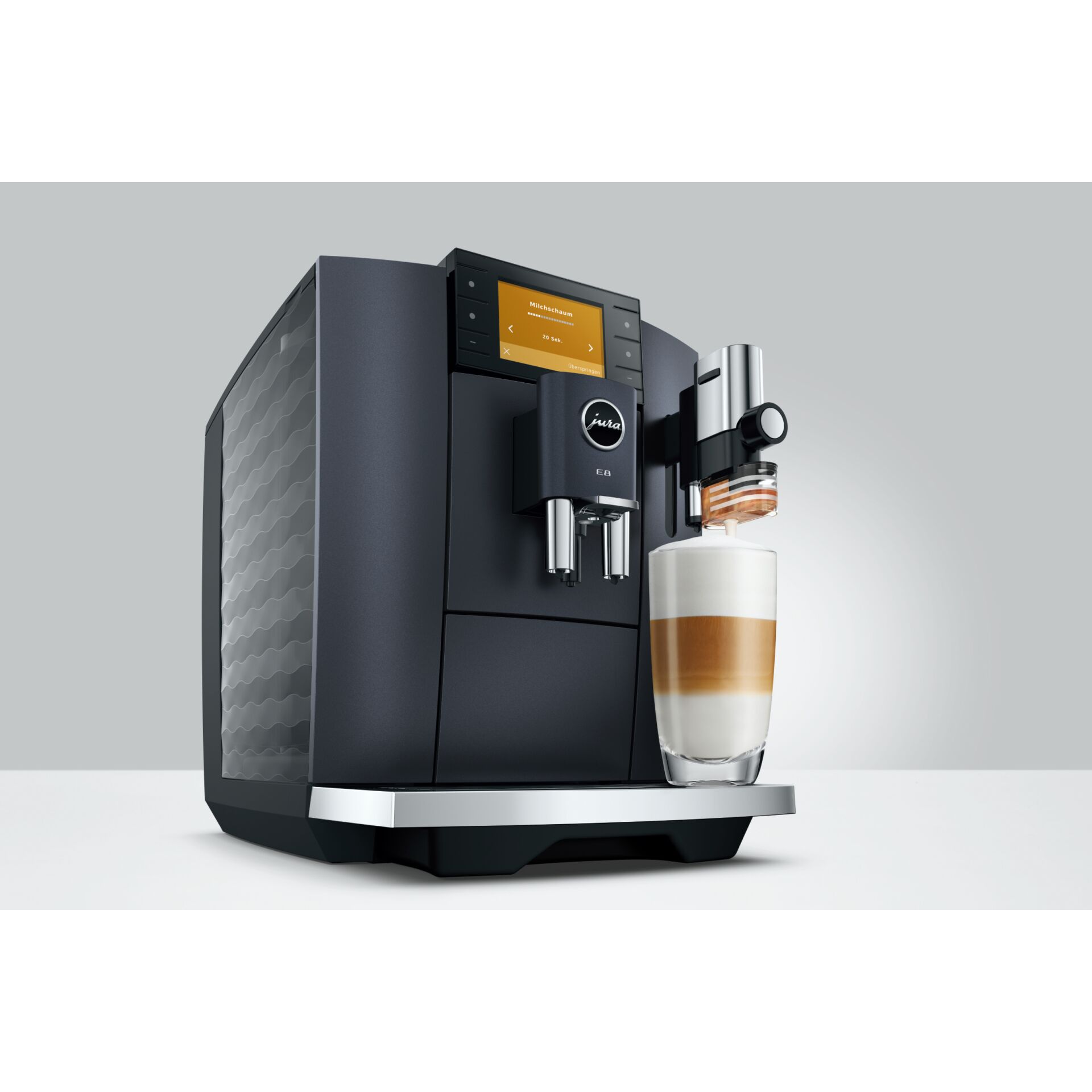 Espressomaschine, Kaffeemaschine, Milchaufschäumer, 4-getriebene Brühtechnik, Glas mit Latte Art