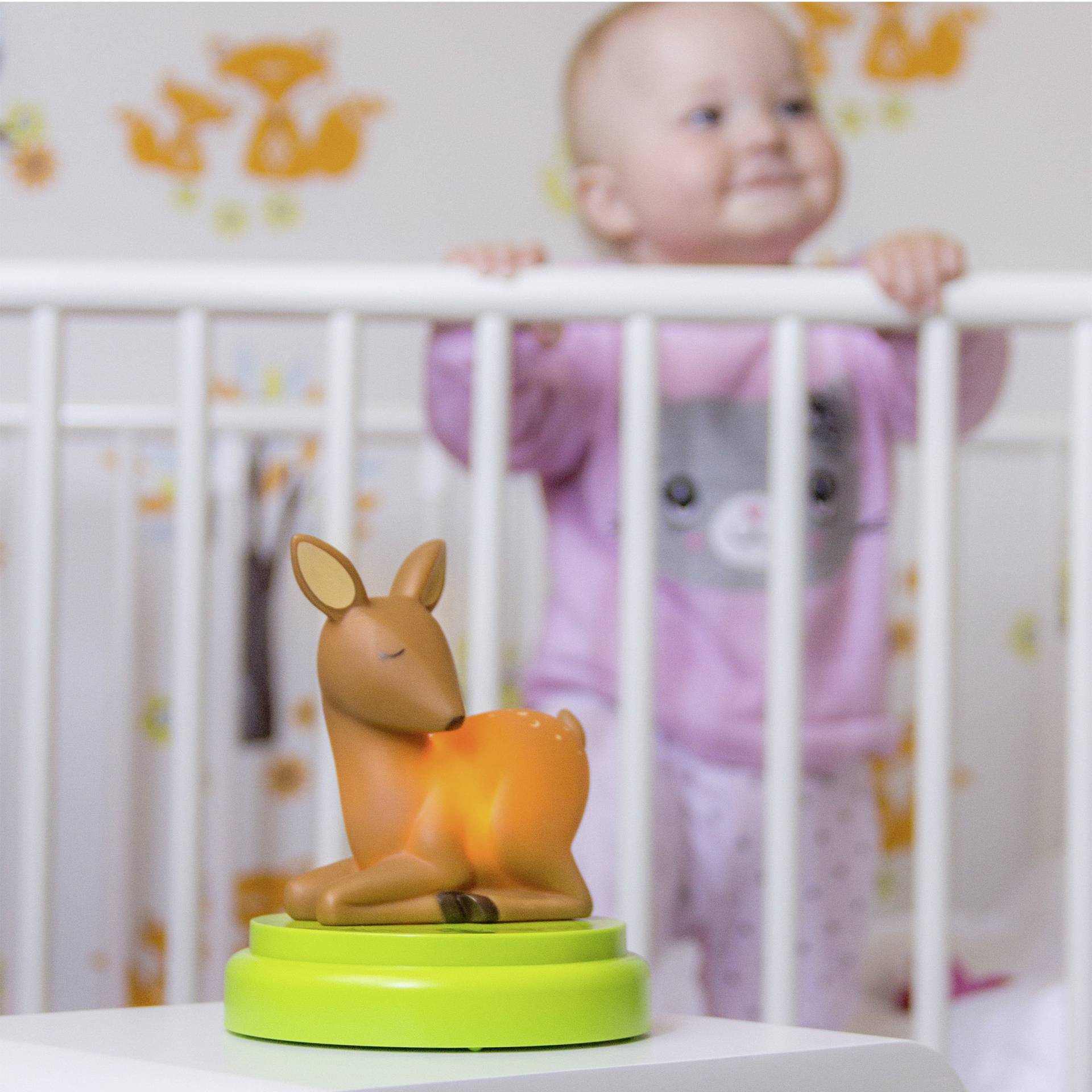 Krippe, Mobiliar, Bett für Säuglinge, Baby, Person